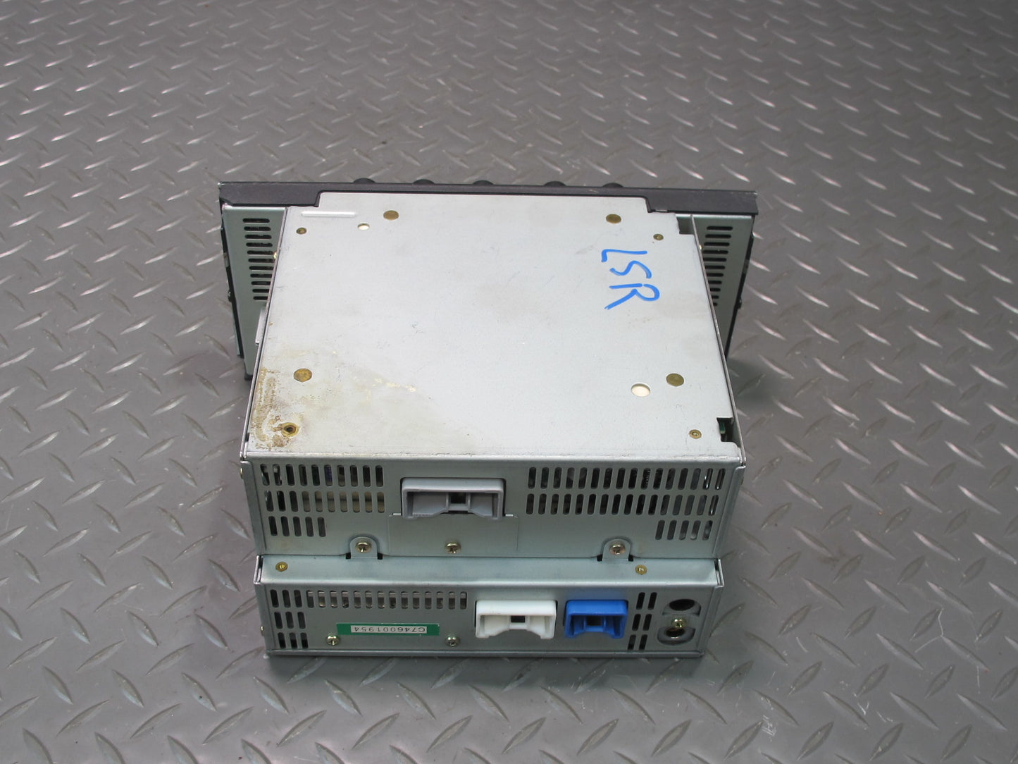 98-00 Lexus UCF20L LS400 Radio Stereo Cassette Player Head Unit 86120-50570 OEM