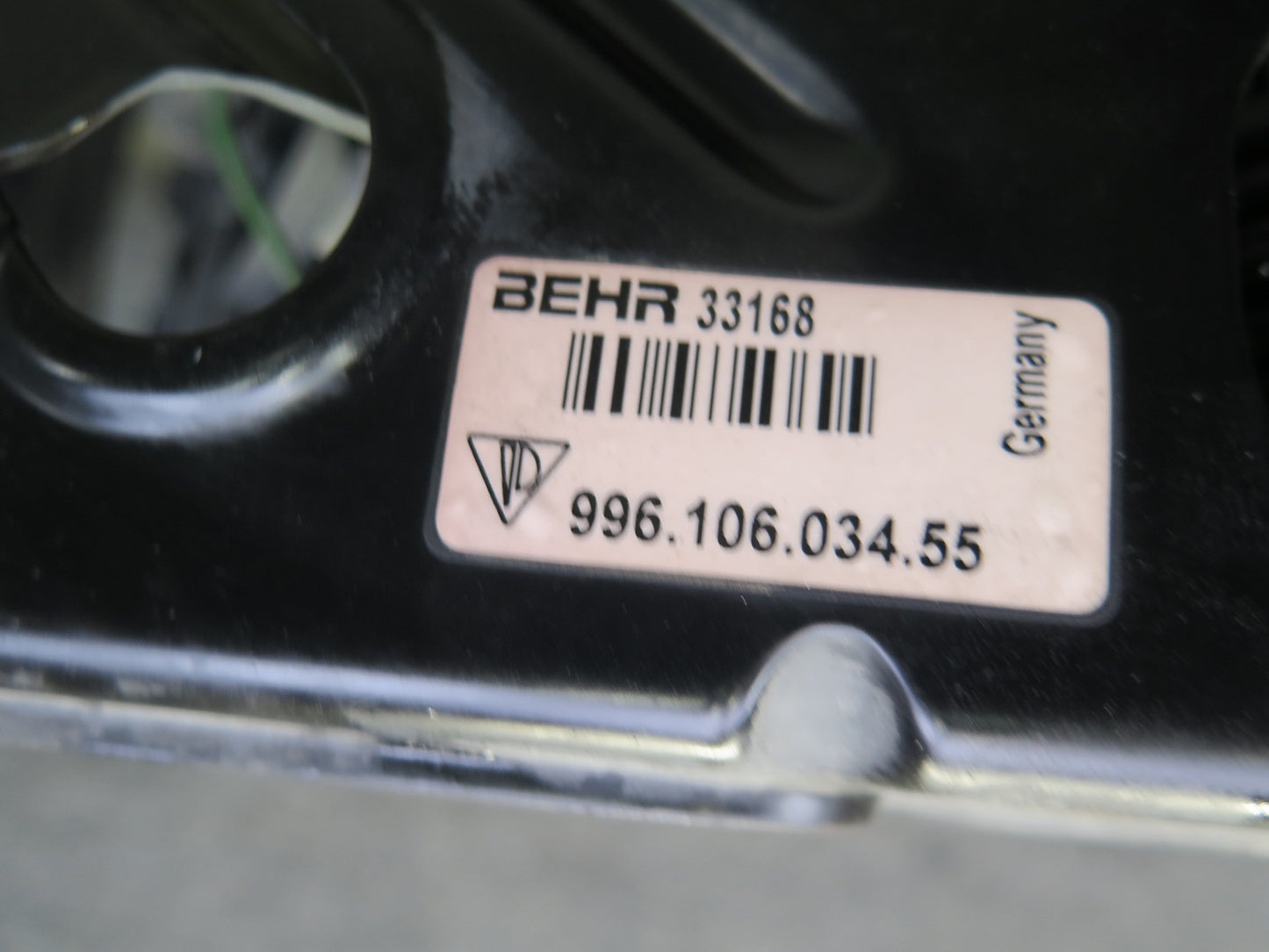 1997-2004 Porsche Boxster 986 Right Engine Radiator Fan Condenser Shroud Assy