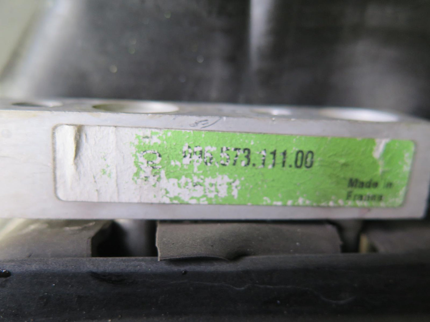 1997-2004 Porsche Boxster 986 Right Engine Radiator Fan Condenser Shroud Assy