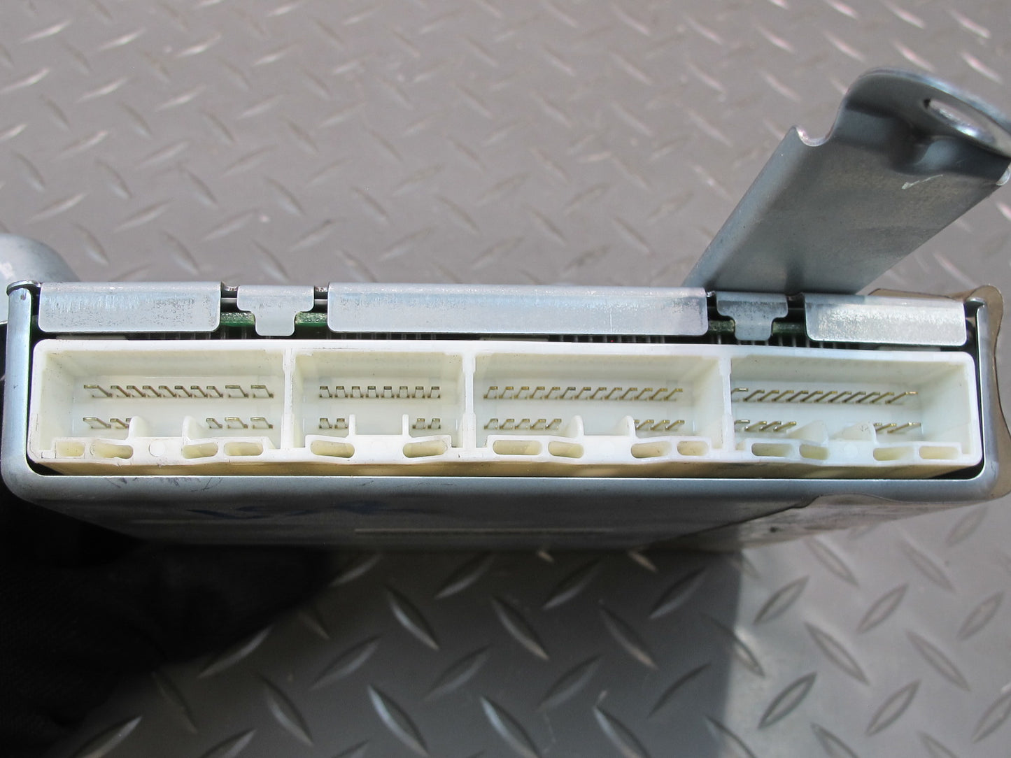 1998 Lexus UCF20L LS400 BCM MPX Multiplex Network Body Control Module OEM