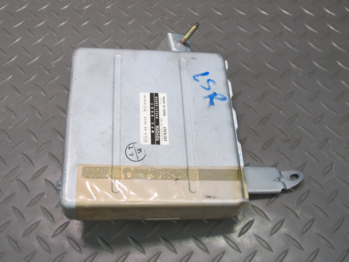 1998 Lexus UCF20L LS400 BCM MPX Multiplex Network Body Control Module OEM
