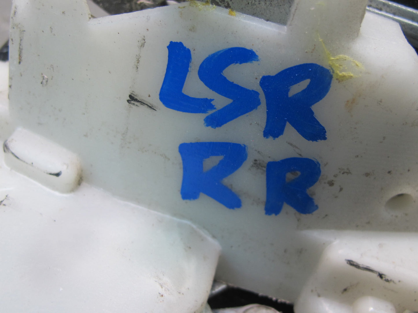 98-00 Lexus UCF20L LS400 Rear Right Door Lock Latch Actuator OEM