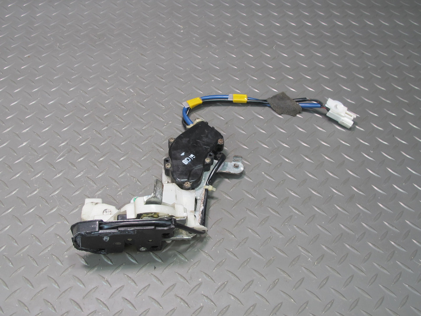 98-00 Lexus UCF20L LS400 Rear Right Door Lock Latch Actuator OEM