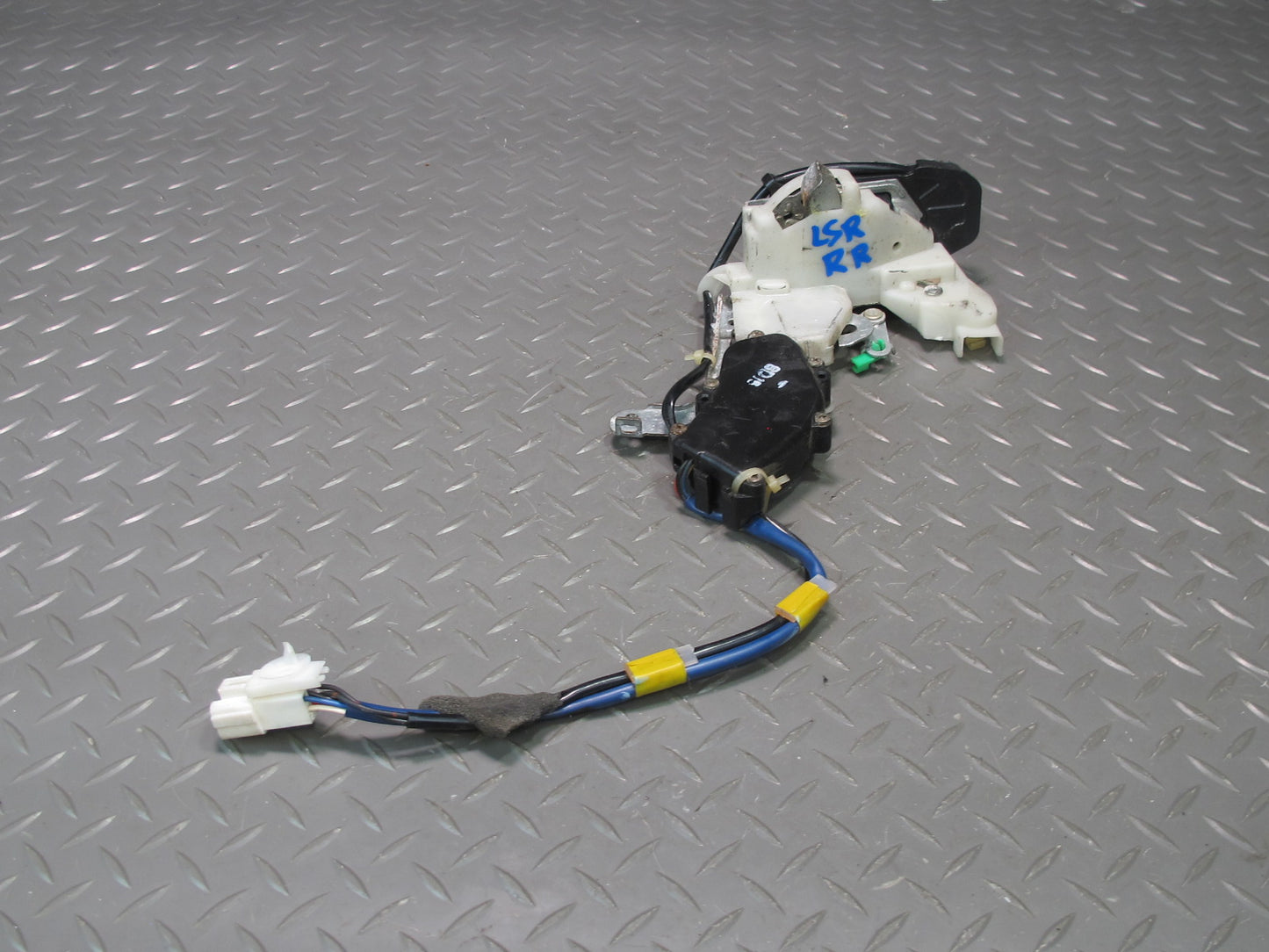 98-00 Lexus UCF20L LS400 Rear Right Door Lock Latch Actuator OEM