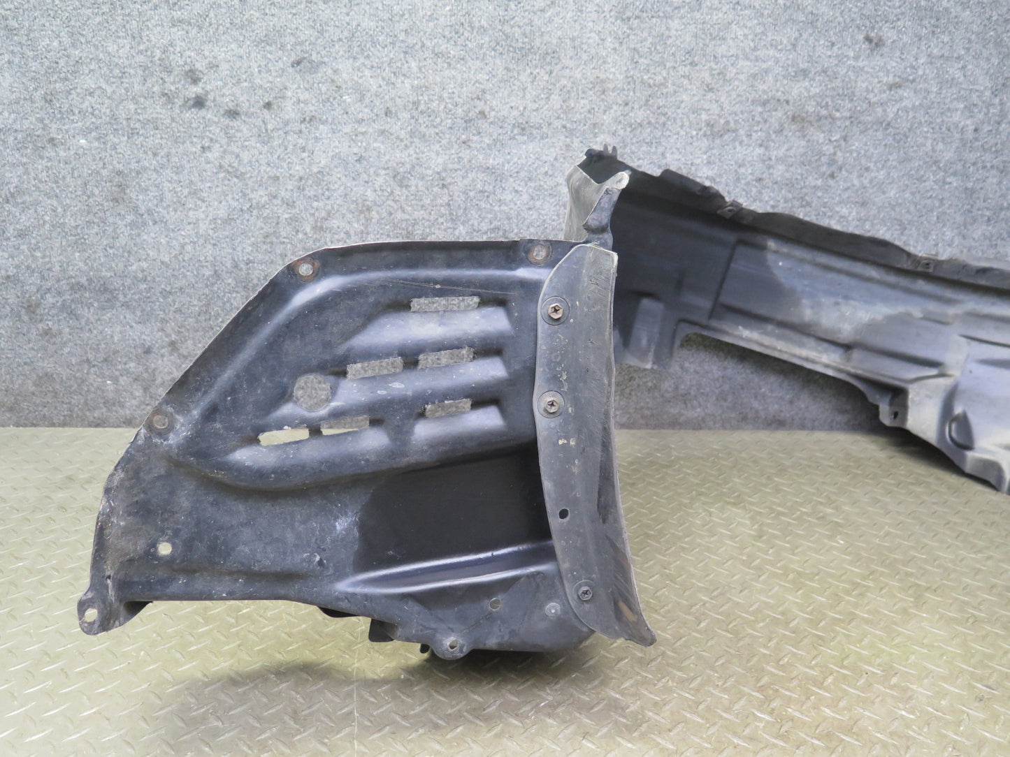 98-00 Lexus UCF20L LS400 Front Right & Left Fender Liner Splash Shield Set OEM