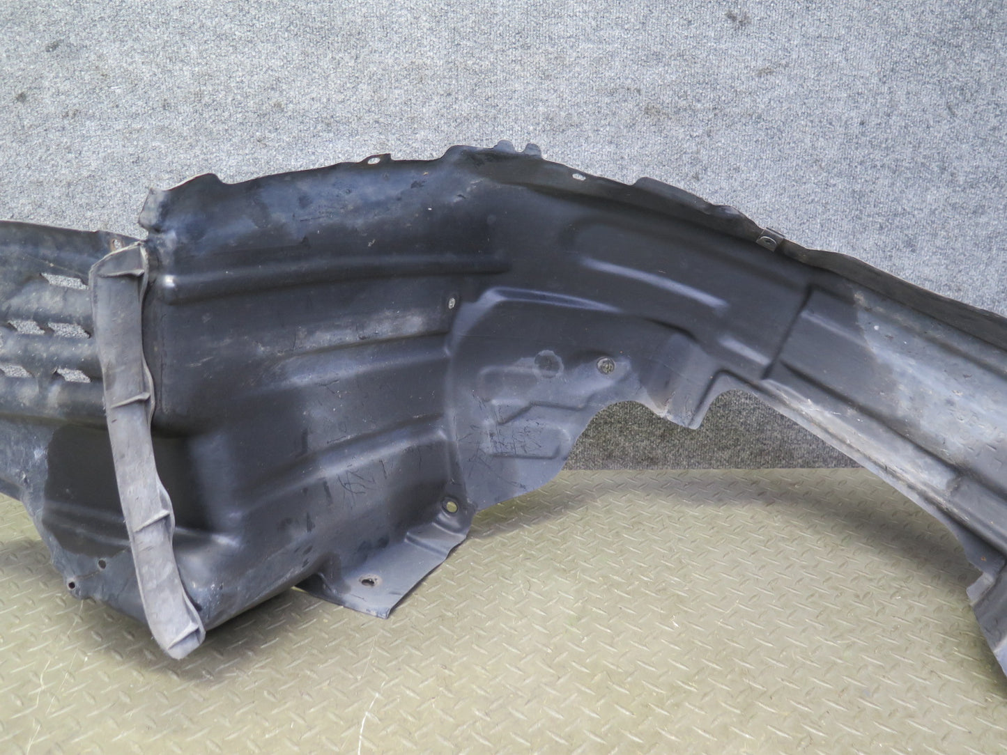 98-00 Lexus UCF20L LS400 Front Right & Left Fender Liner Splash Shield Set OEM