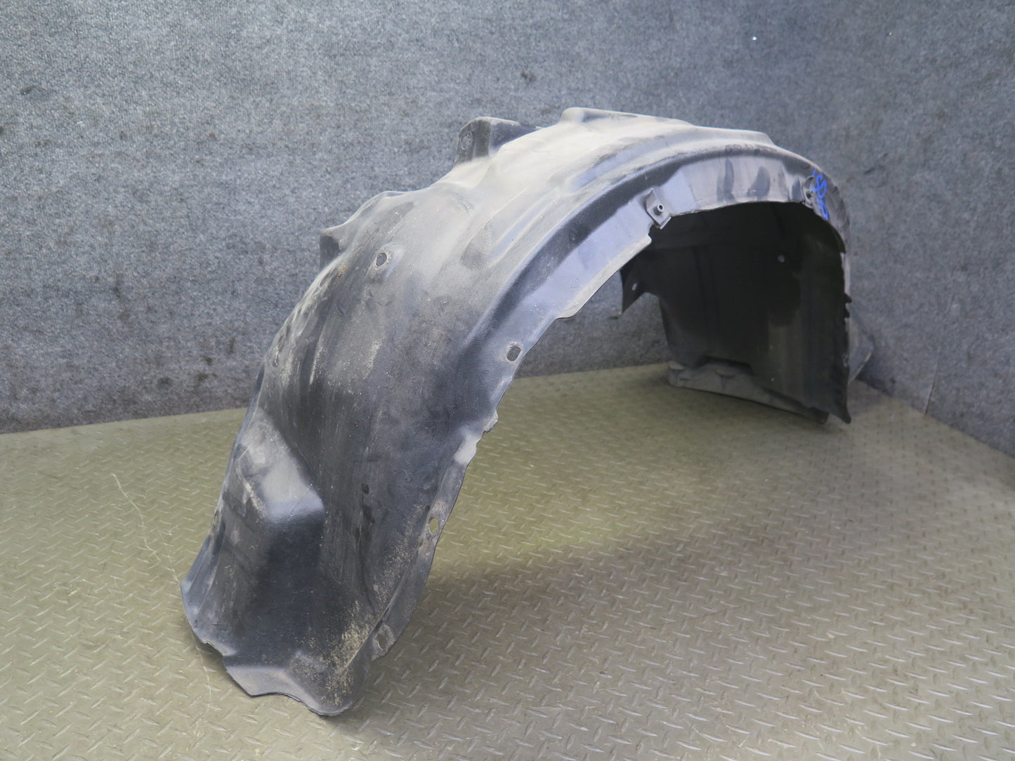 98-00 Lexus UCF20L LS400 Front Right & Left Fender Liner Splash Shield Set OEM