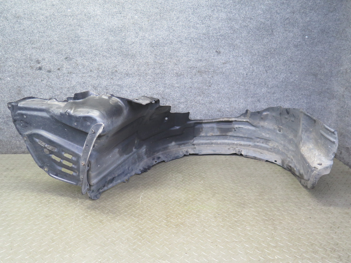 98-00 Lexus UCF20L LS400 Front Right & Left Fender Liner Splash Shield Set OEM