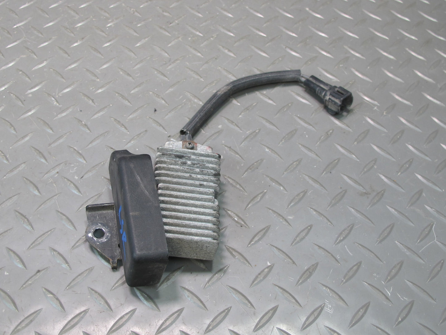 95-00 Lexus UCF20L LS400 Fuel Pump Resistor Module OEM