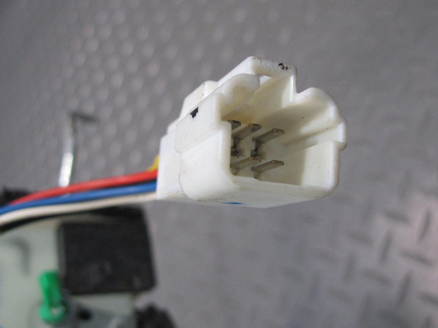 98-00 Lexus UCF20L LS400 Front Right Passenger Door Lock Latch Actuator OEM