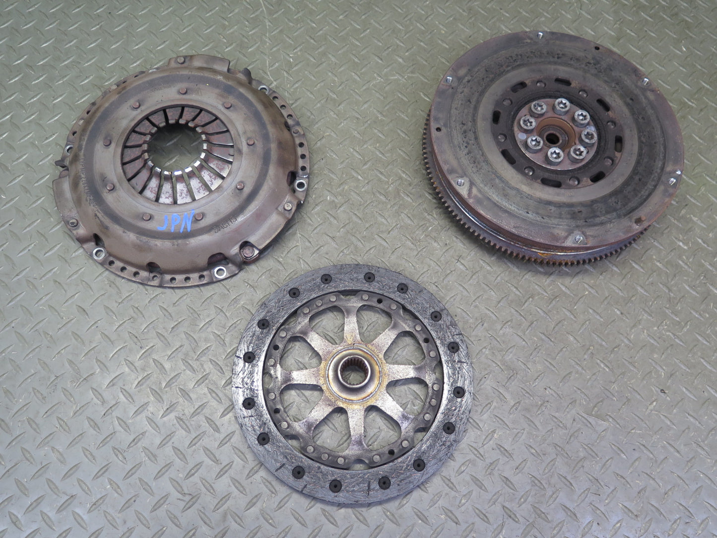 02-04 Porsche 911 996 3.6L AWD MT G96.01 Clutch Disc Flywheel Pressure Plate Set