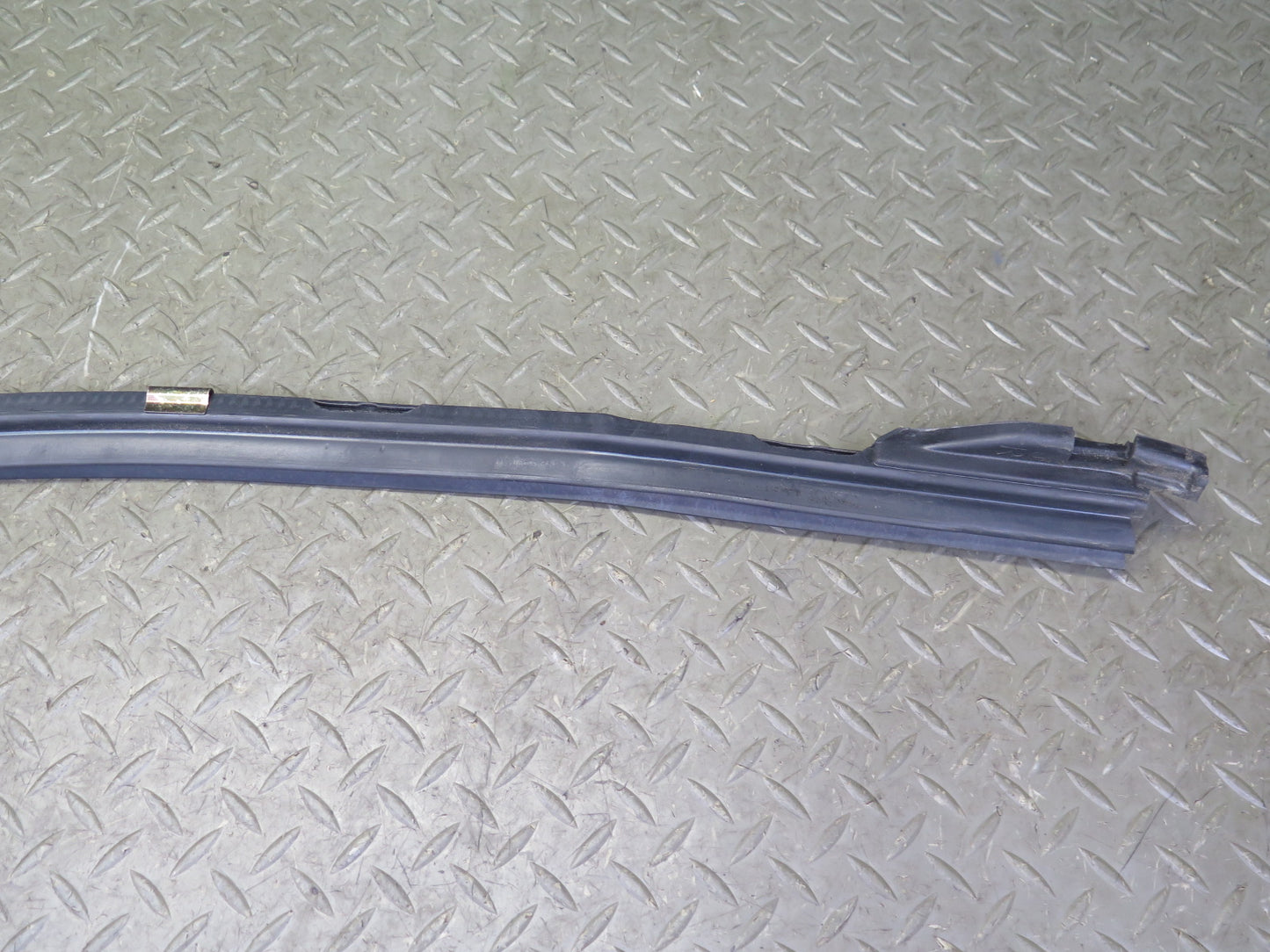 92-00 Lexus JZZ31L SC400 SC300 Set of 2 Inner Door Window Weatherstrip Seal OEM