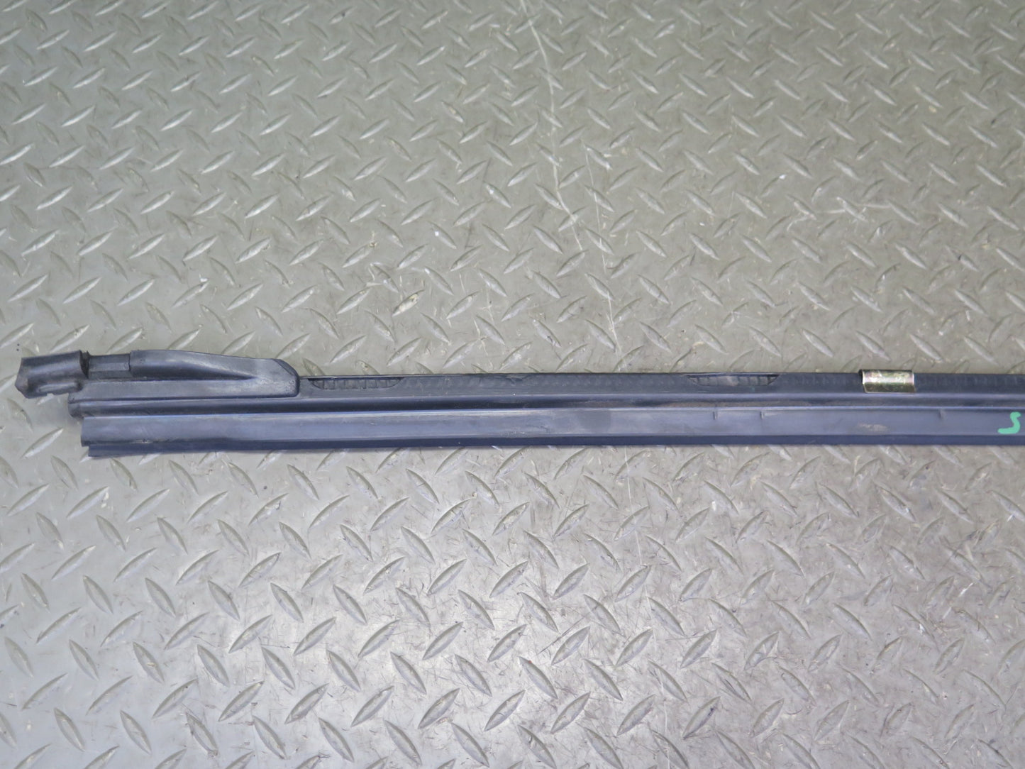 92-00 Lexus JZZ31L SC400 SC300 Set of 2 Inner Door Window Weatherstrip Seal OEM