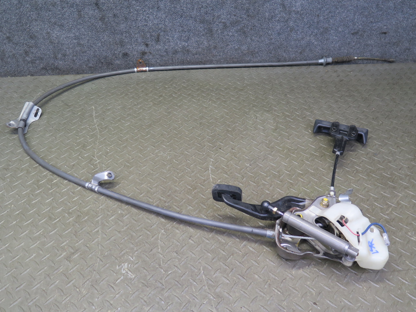 98-00 Lexus LS400 Emergency Parking Brake Pedal w Release Handle & Cable Set OEM