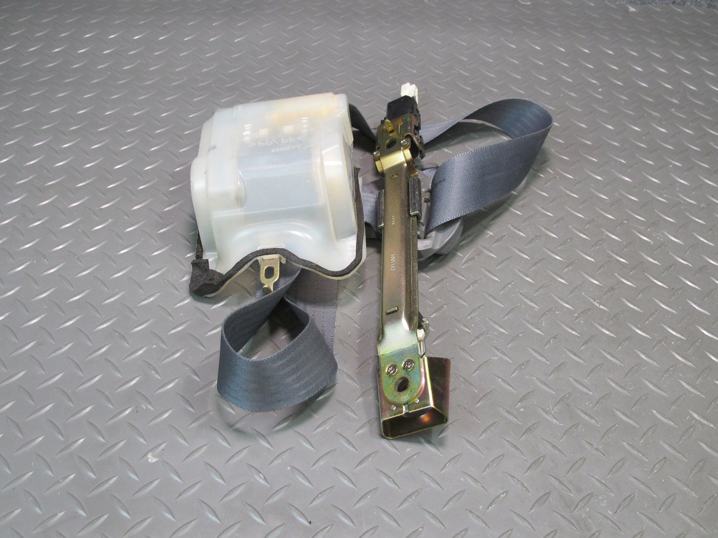 98-00 LEXUS LS400 FRONT RIGHT & LEFT SIDE SEATBELT RETRACTOR SET OEM