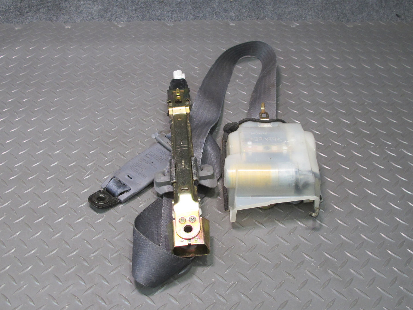 98-00 LEXUS LS400 FRONT RIGHT & LEFT SIDE SEATBELT RETRACTOR SET OEM