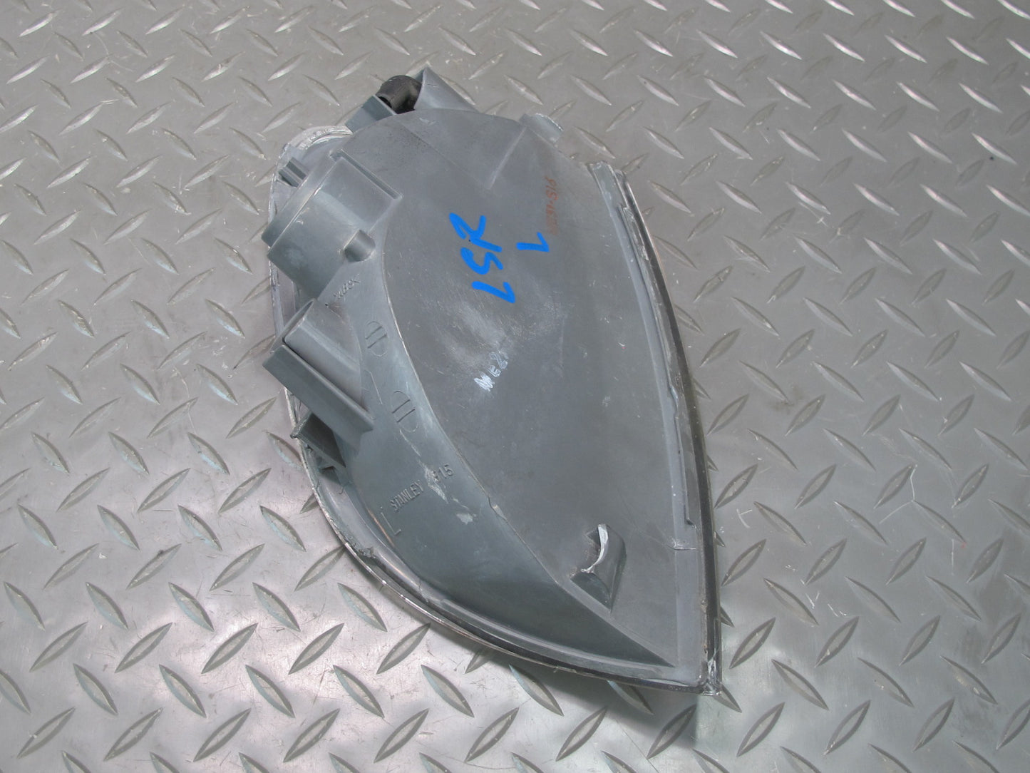 98-00 Lexus UCF20L LS400 Front Left Driver Side Turn Signal Light Lamp OEM