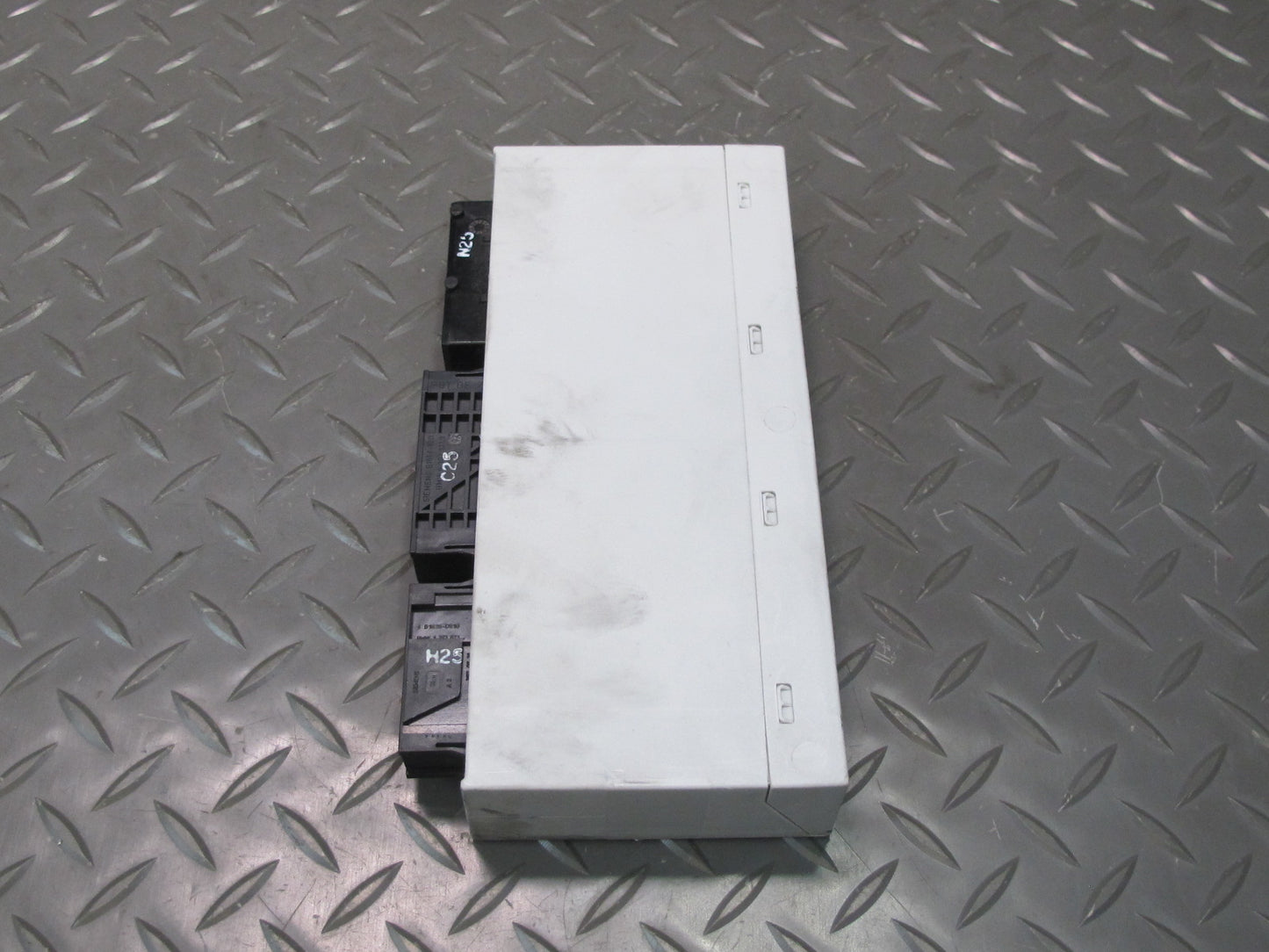 01-06 BMW E46 330ci GM5 High Body Control Module Unit BCM BCU 6907663 OEM