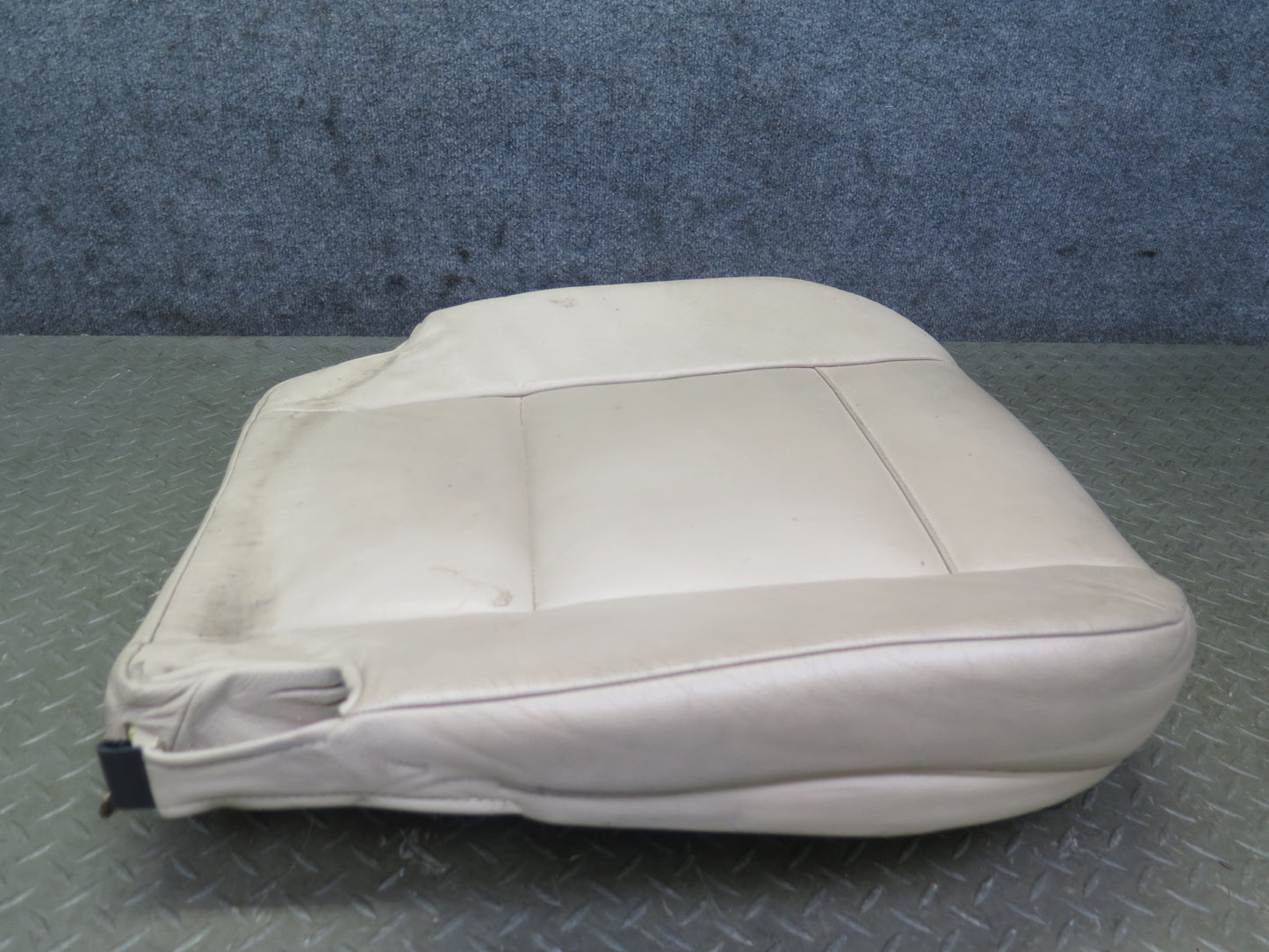 01-06 BMW E46 Convertible Front Right Seat Lower Cushion Leather Beige 77K OEM