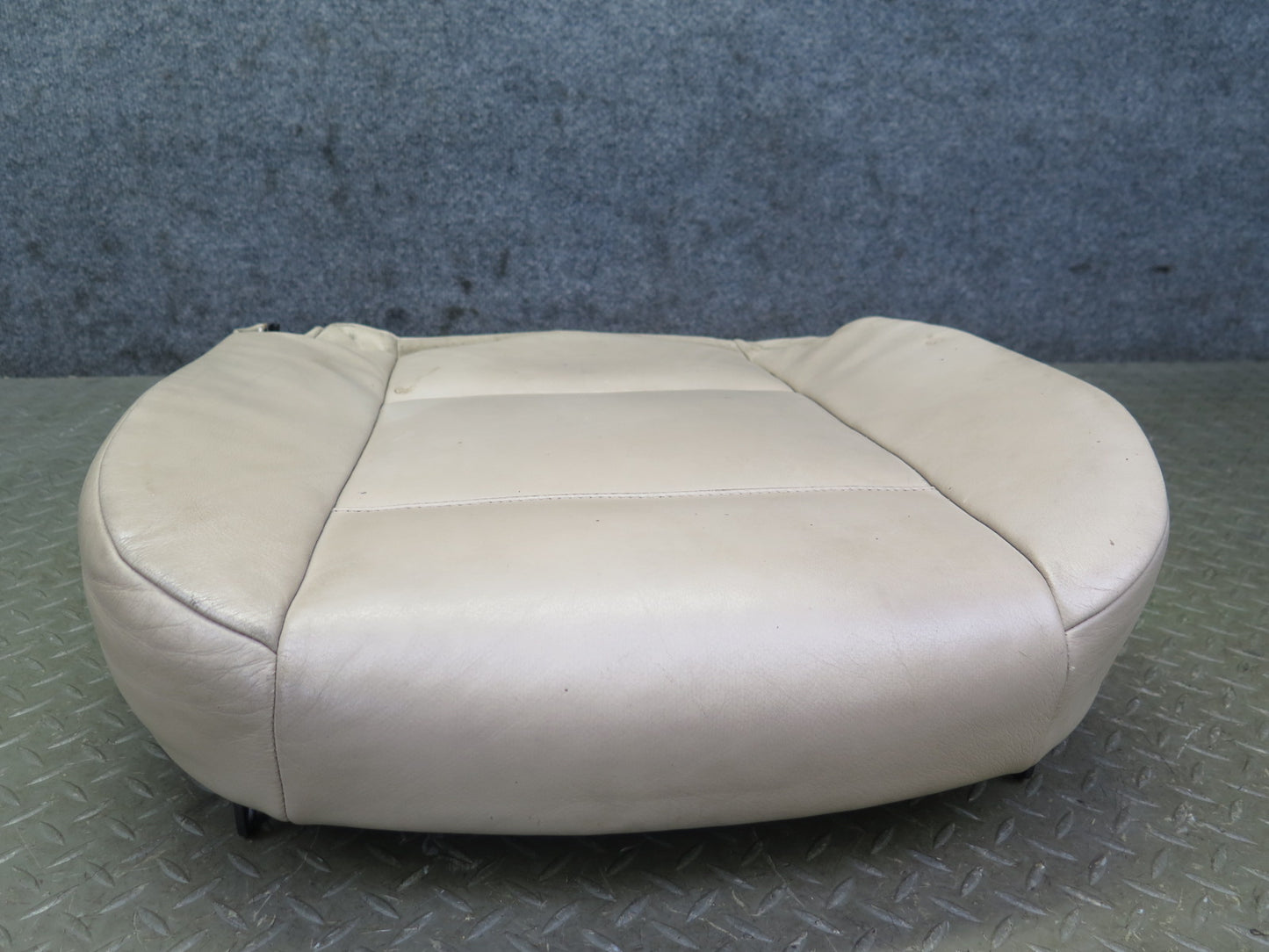 01-06 BMW E46 Convertible Front Right Seat Lower Cushion Leather Beige 77K OEM