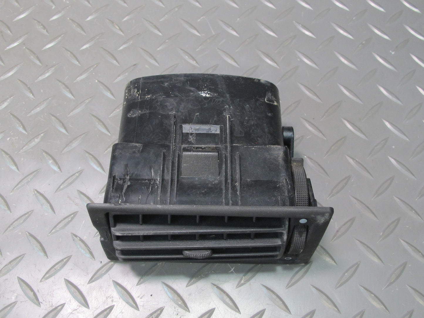 99-03 VW Eurovan T4 Set of 3 Dash Front Left Center Right Air Vent Grille OEM