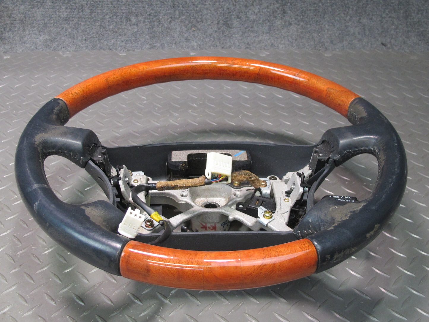 98-00 Lexus UCF20L LS400 Leather Wood Steering w Cruise Control Switch Black OEM