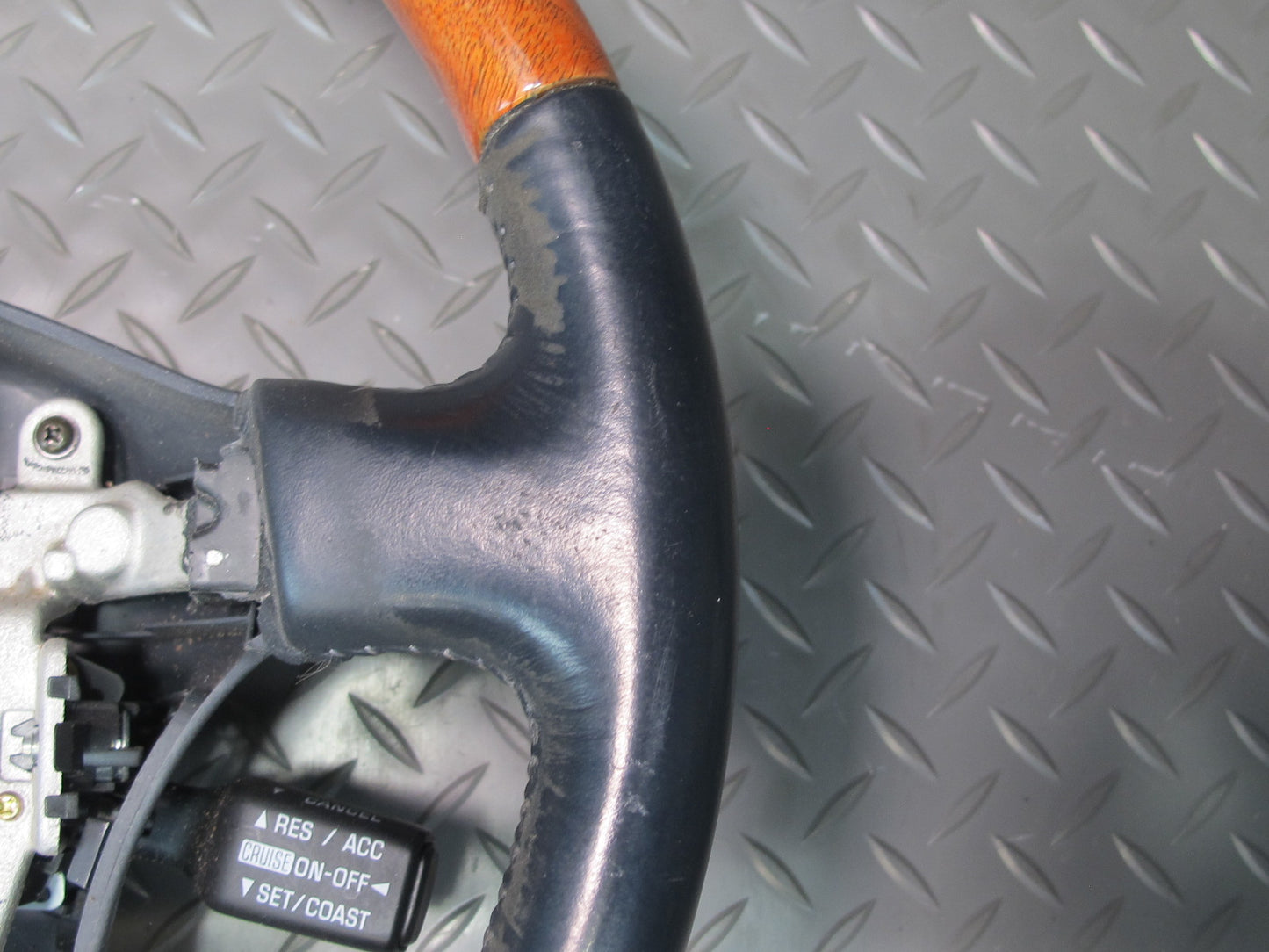 98-00 Lexus UCF20L LS400 Leather Wood Steering w Cruise Control Switch Black OEM