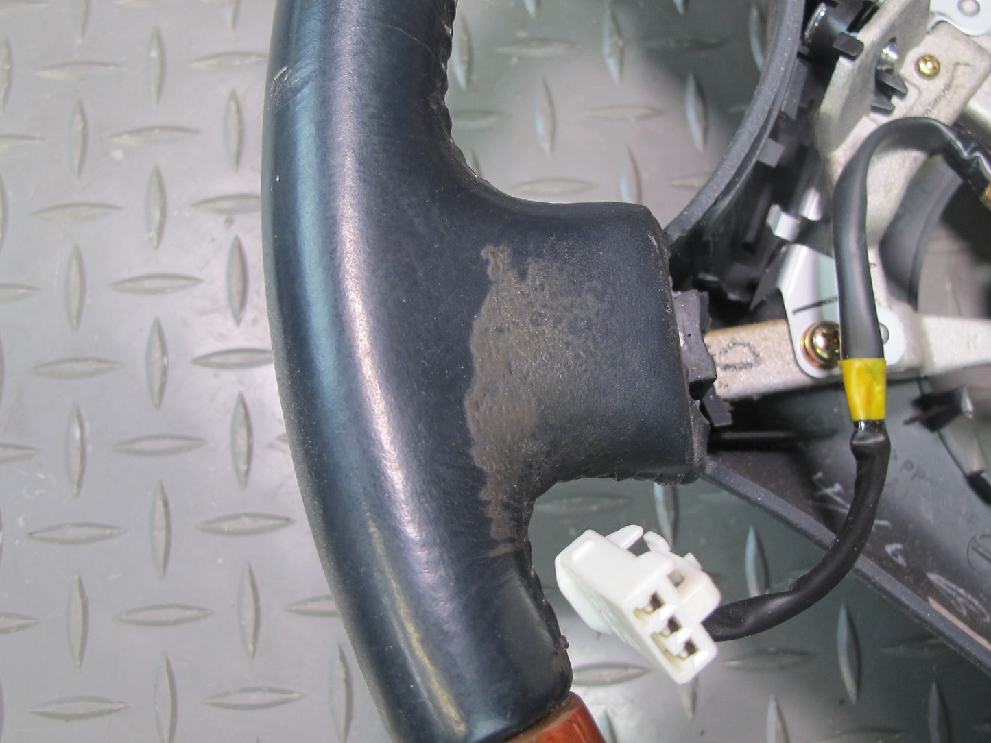 98-00 Lexus UCF20L LS400 Leather Wood Steering w Cruise Control Switch Black OEM