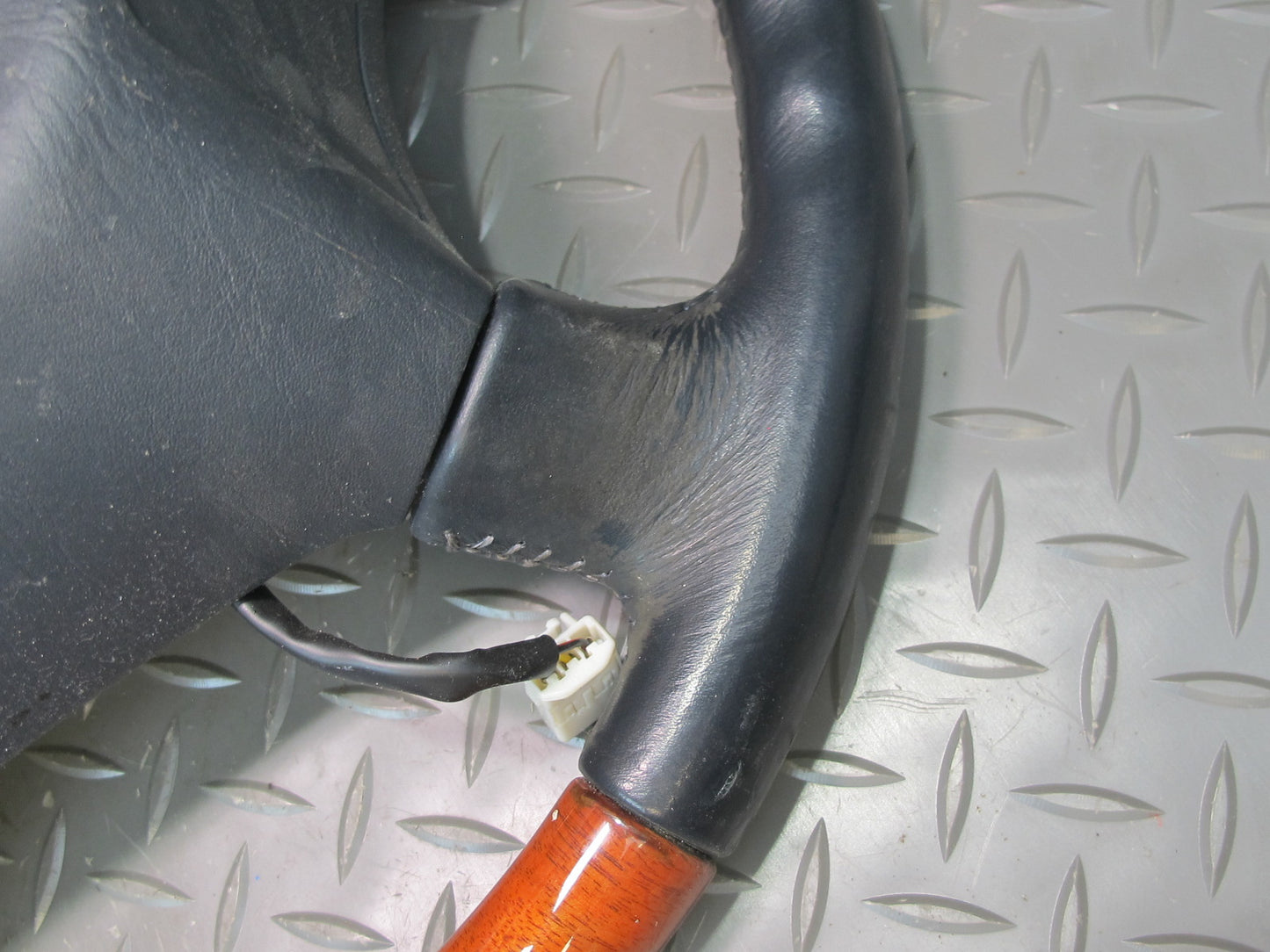 98-00 Lexus UCF20L LS400 Leather Wood Steering w Cruise Control Switch Black OEM