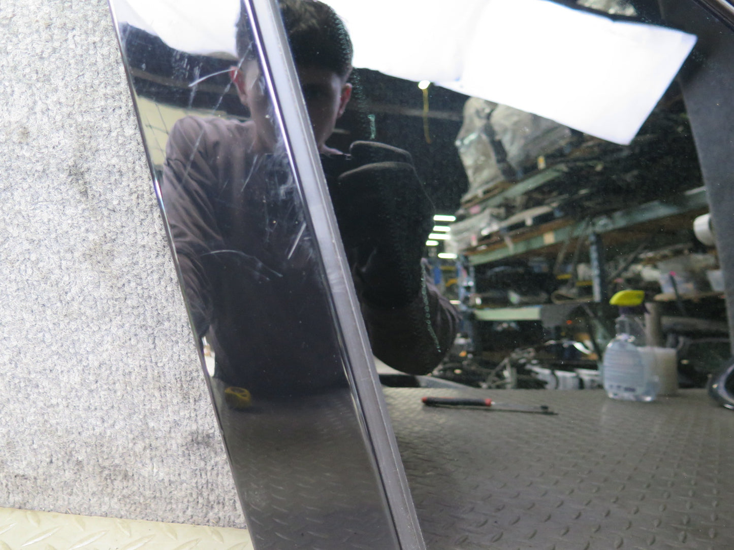 2011-2018 Porsche Cayenne 958 Rear Left Driver Side Quarter Window Glass