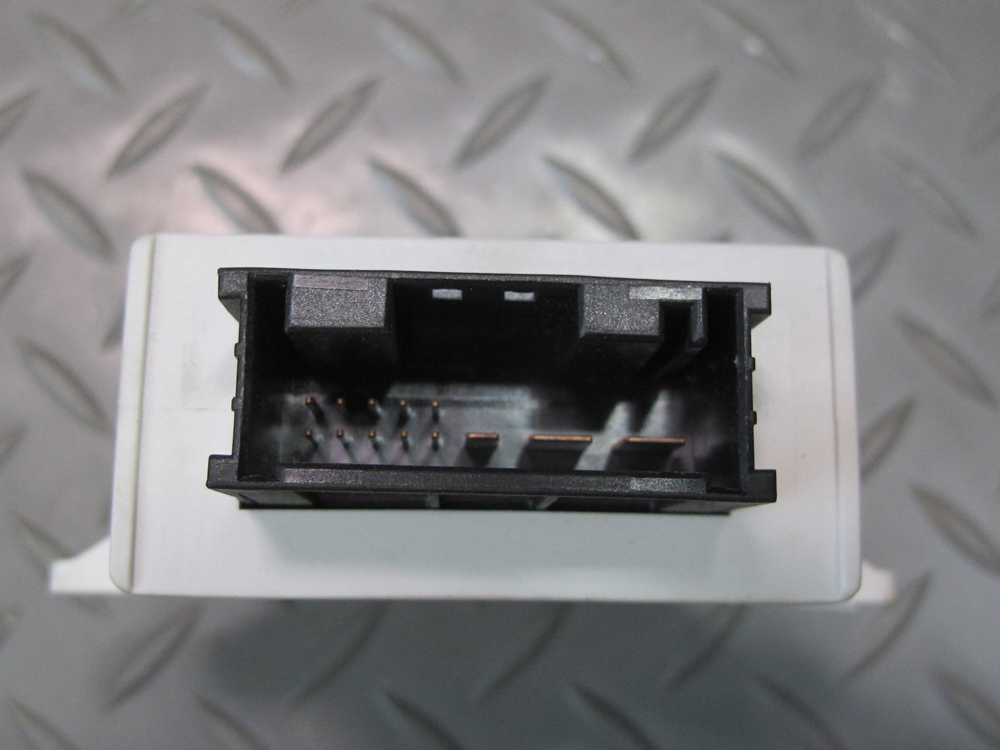 01-06 BMW E46 330ci EWS3 Anti Theft Control Module 6905670 OEM