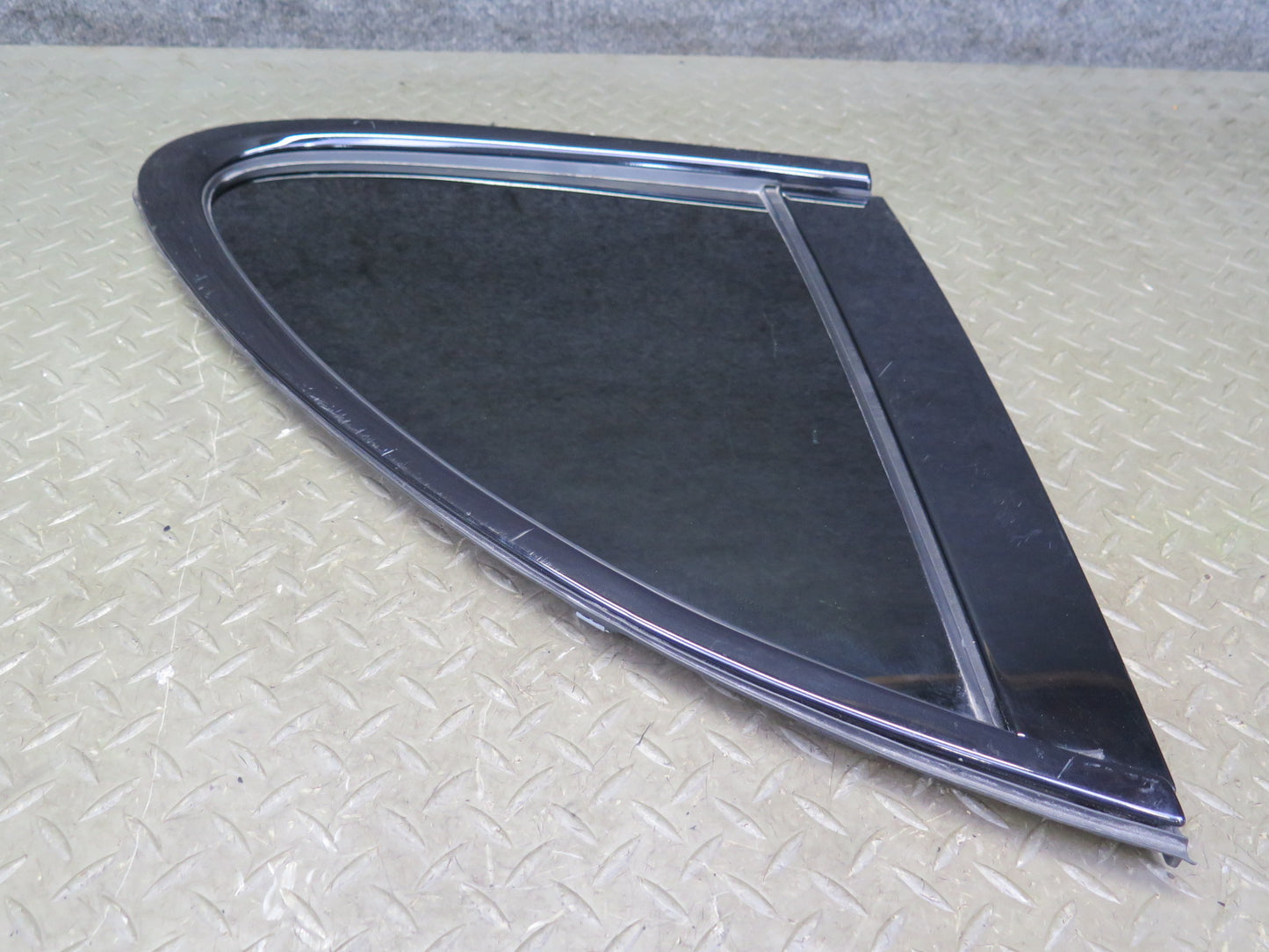 2011-2018 Porsche Cayenne 958 Rear Left Driver Side Quarter Window Glass