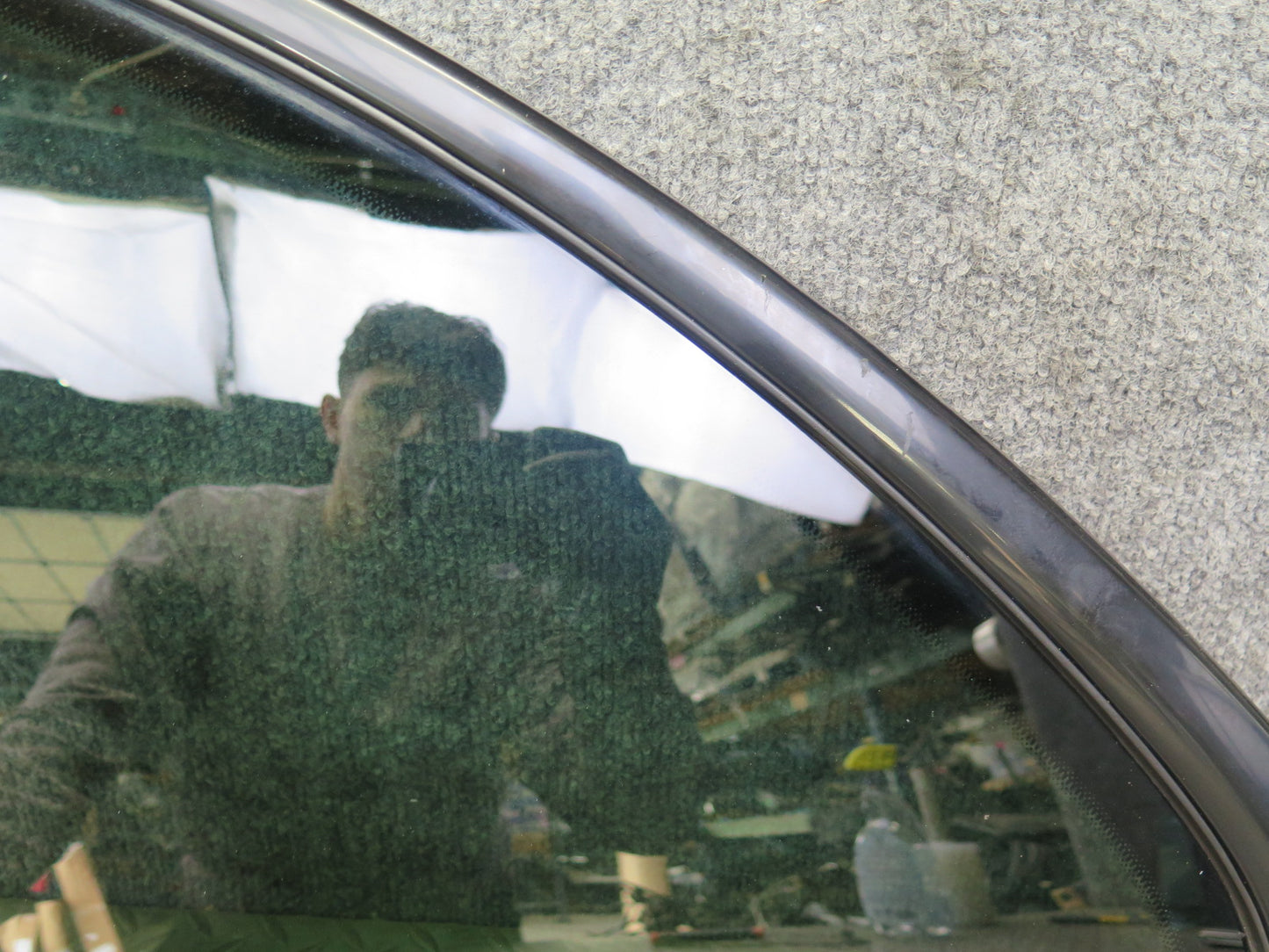 2011-2018 Porsche Cayenne 958 Rear Left Driver Side Quarter Window Glass