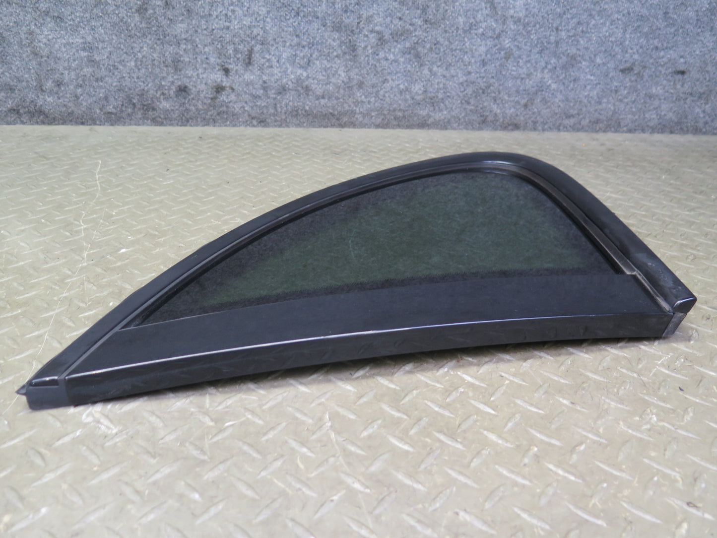 2011-2018 Porsche Cayenne 958 Rear Left Driver Side Quarter Window Glass