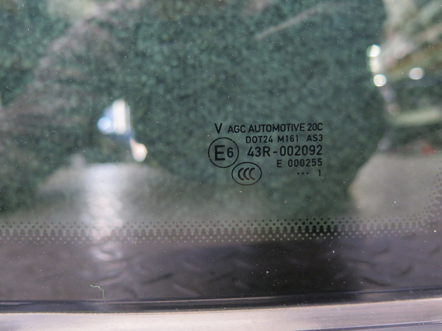 2011-2018 Porsche Cayenne 958 Rear Right Passenger Side Quarter Window Glass