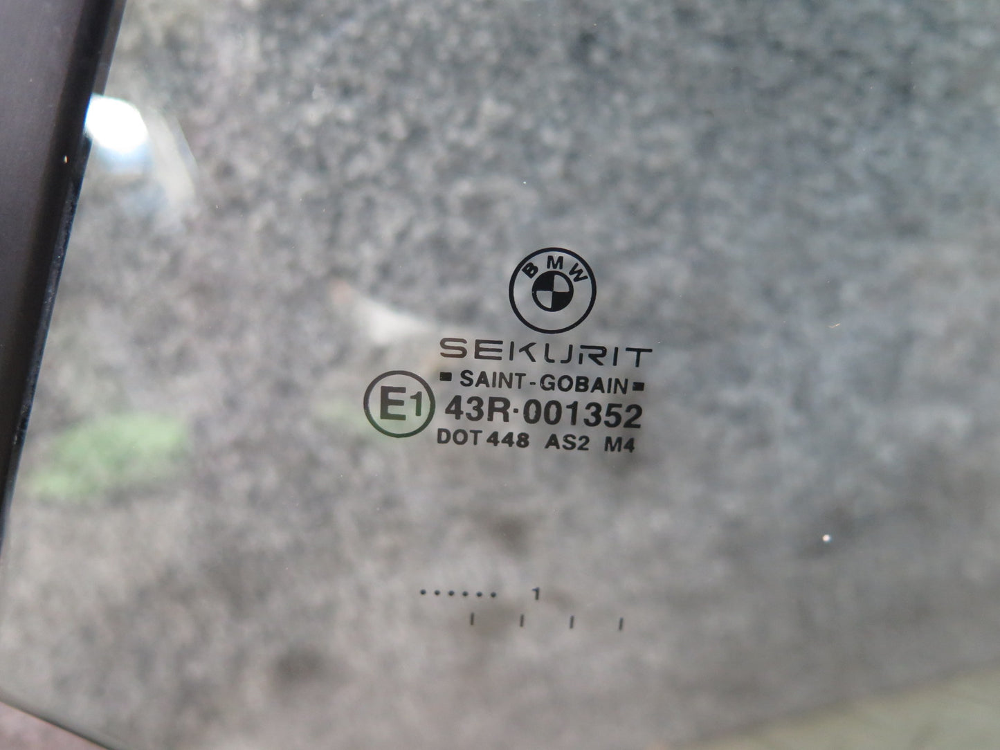 01-06 BMW E46 330ci Convertible Rear Left Driver Side Quarter Glass Window OEM