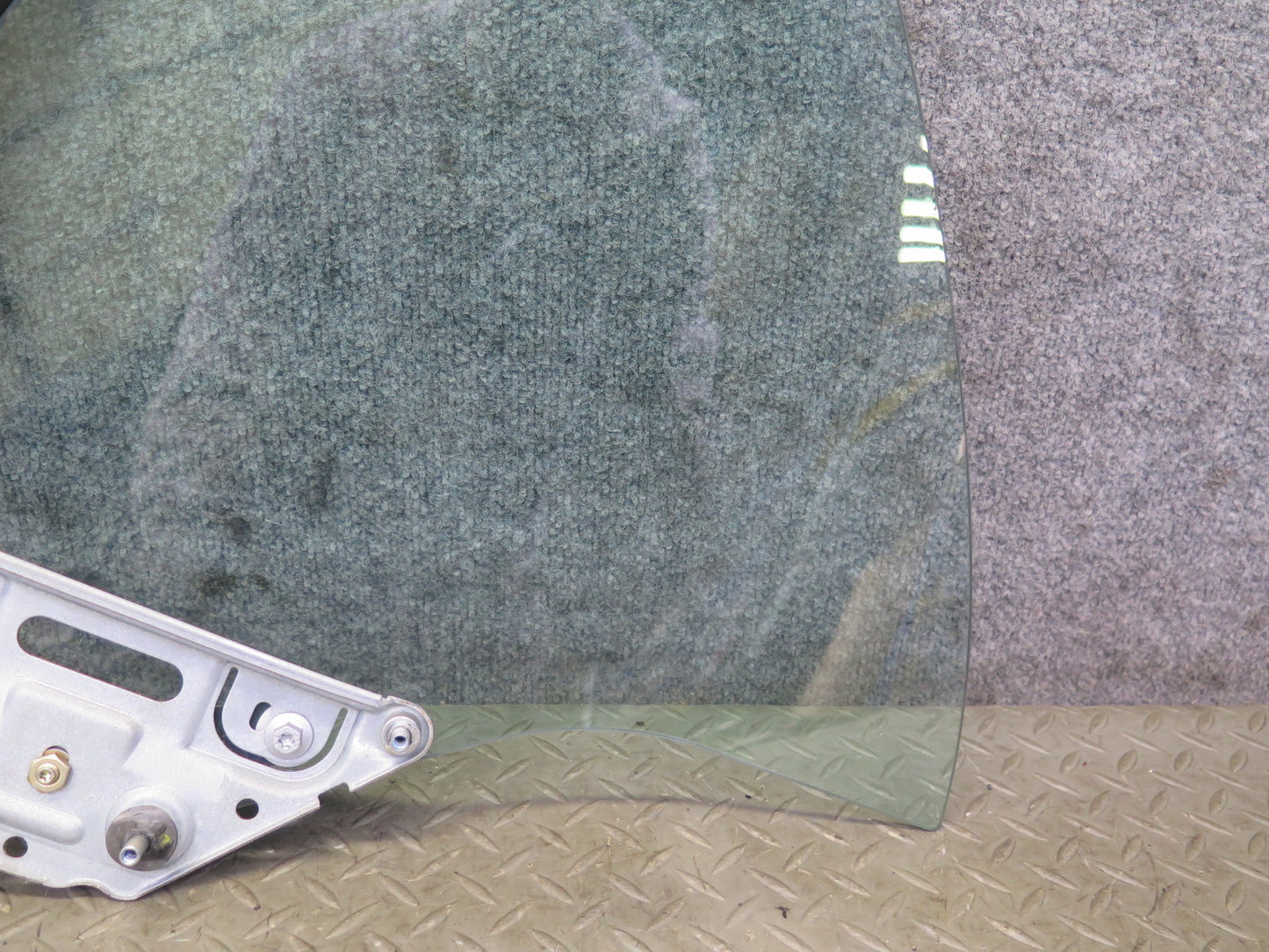 01-06 BMW E46 330ci Convertible Rear Right Pass Side Quarter Glass Window OEM