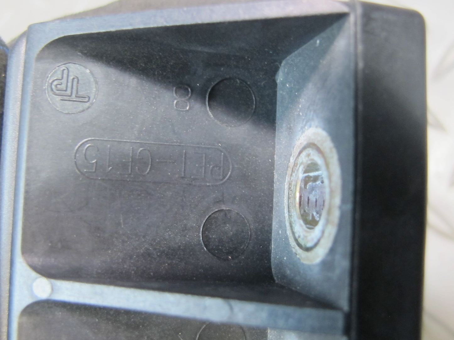 01-02 BMW E46 330ci YAW Turn Rate Acceleration Speed Sensor 6754289 OEM