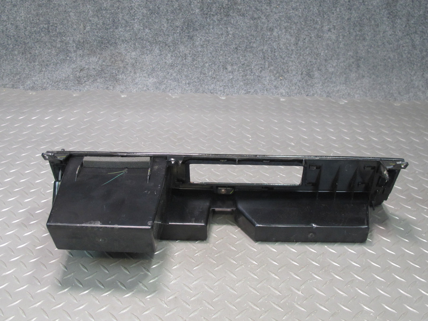 95-00 Lexus UCF20L LS400 Dash Right Upper Glove Box Storage Compartment OEM