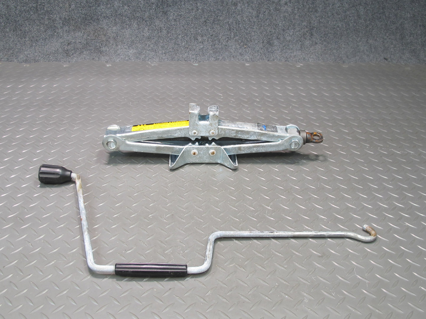 95-00 Lexus UCF20L LS400 Spare Tire Wheel Lift Jack w Handle Set OEM