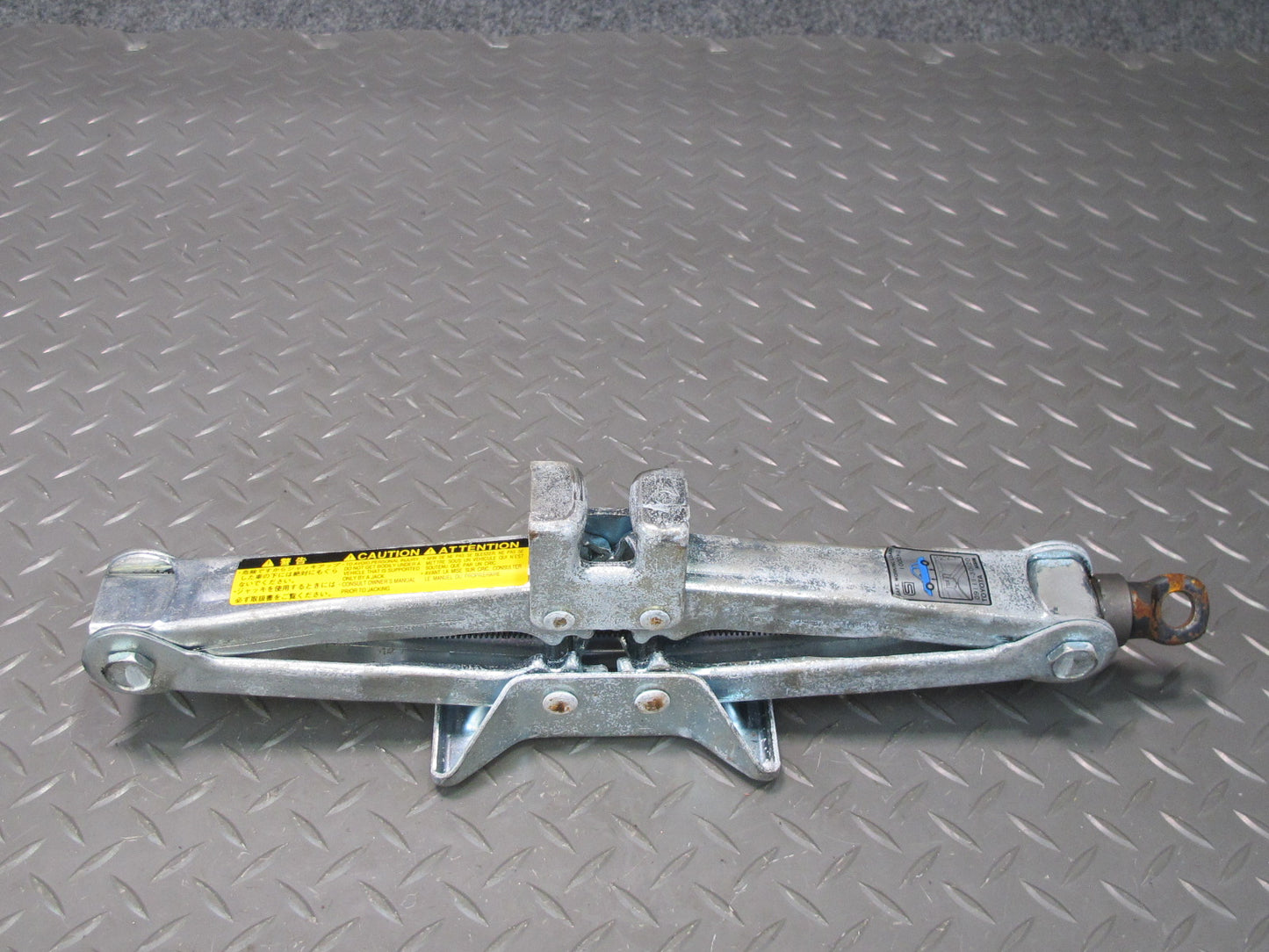 95-00 Lexus UCF20L LS400 Spare Tire Wheel Lift Jack w Handle Set OEM