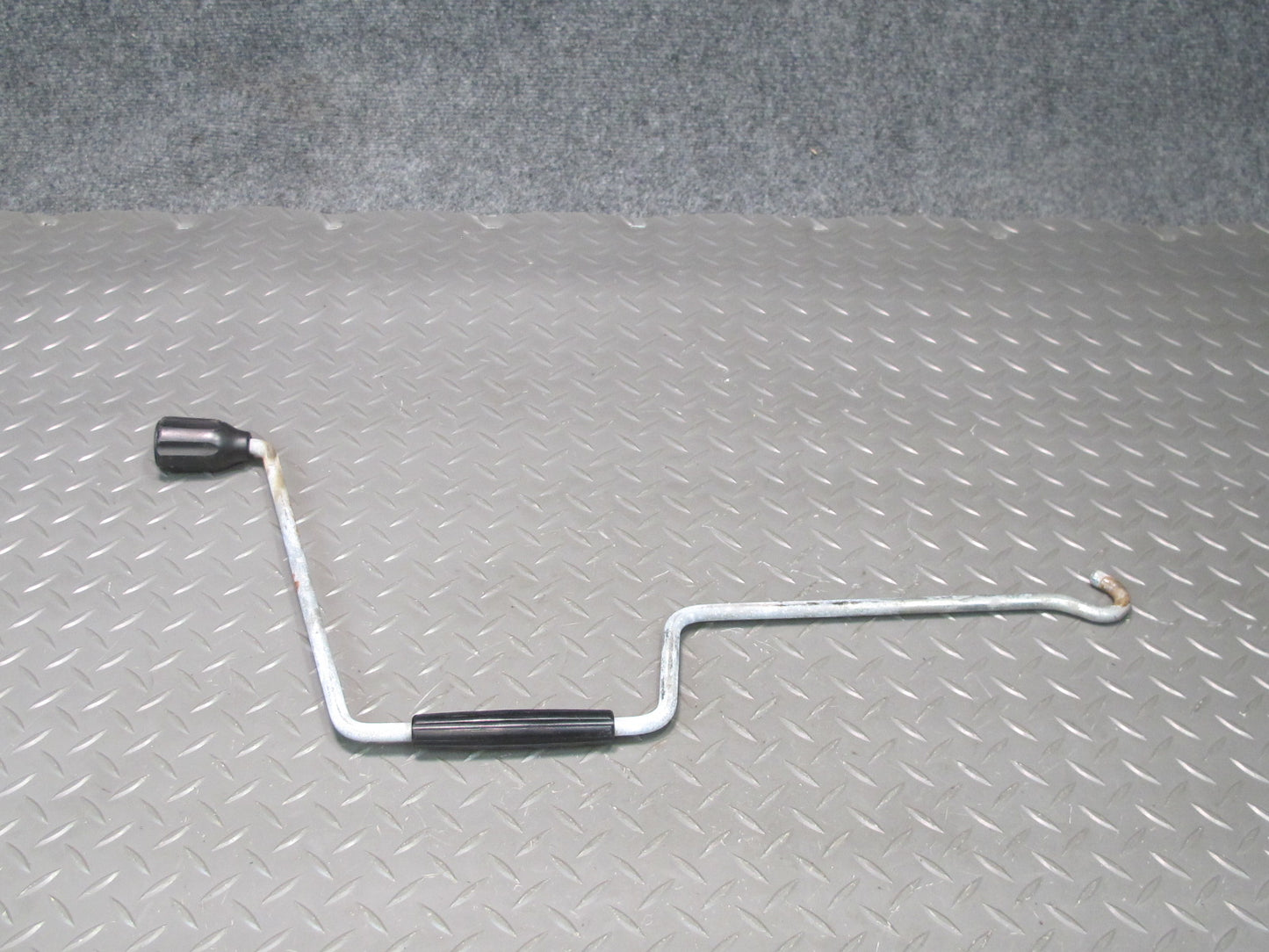 95-00 Lexus UCF20L LS400 Spare Tire Wheel Lift Jack w Handle Set OEM