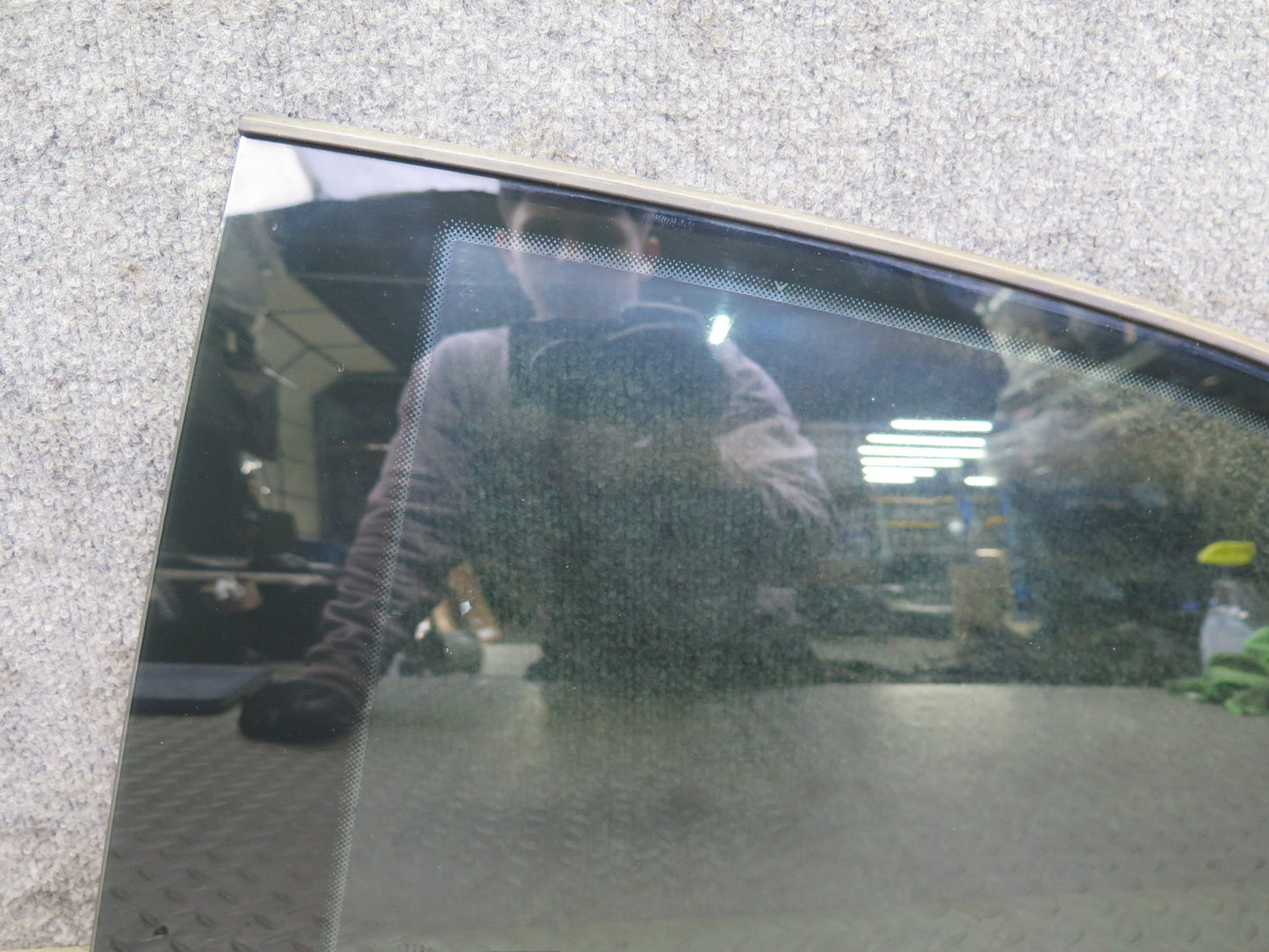 08-17 Audi 8T S5 Coupe Rear Left Driver Side Quarter Window Glass OEM