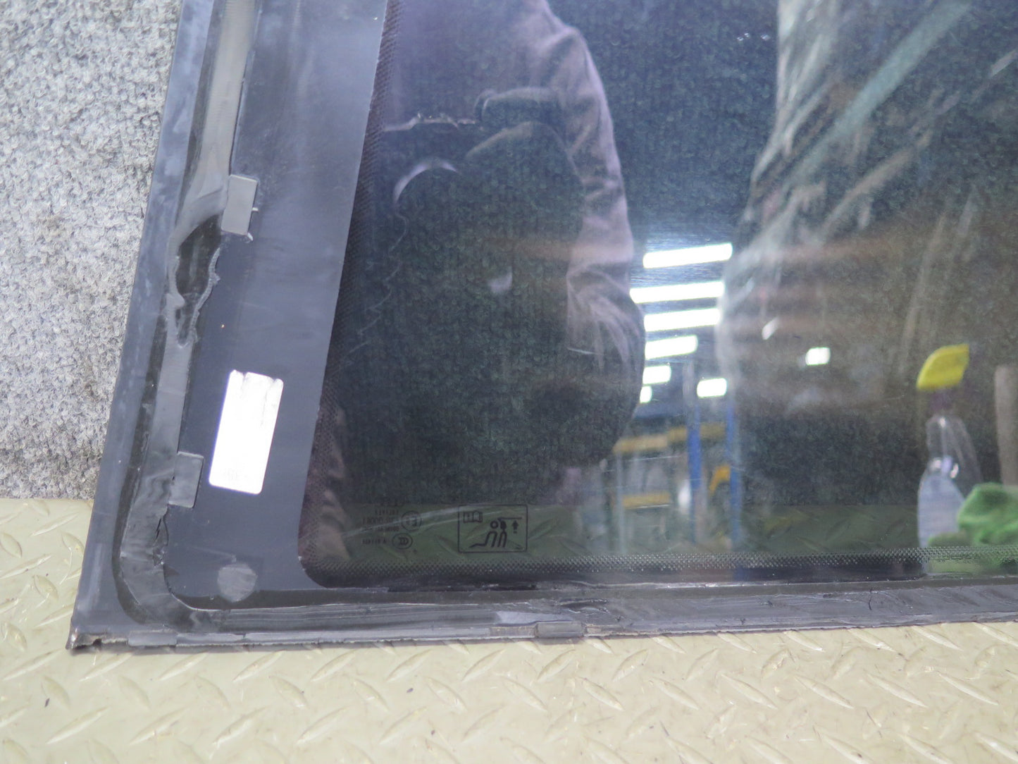 08-17 Audi 8T S5 Coupe Rear Right Passenger Side Quarter Window Glass OEM