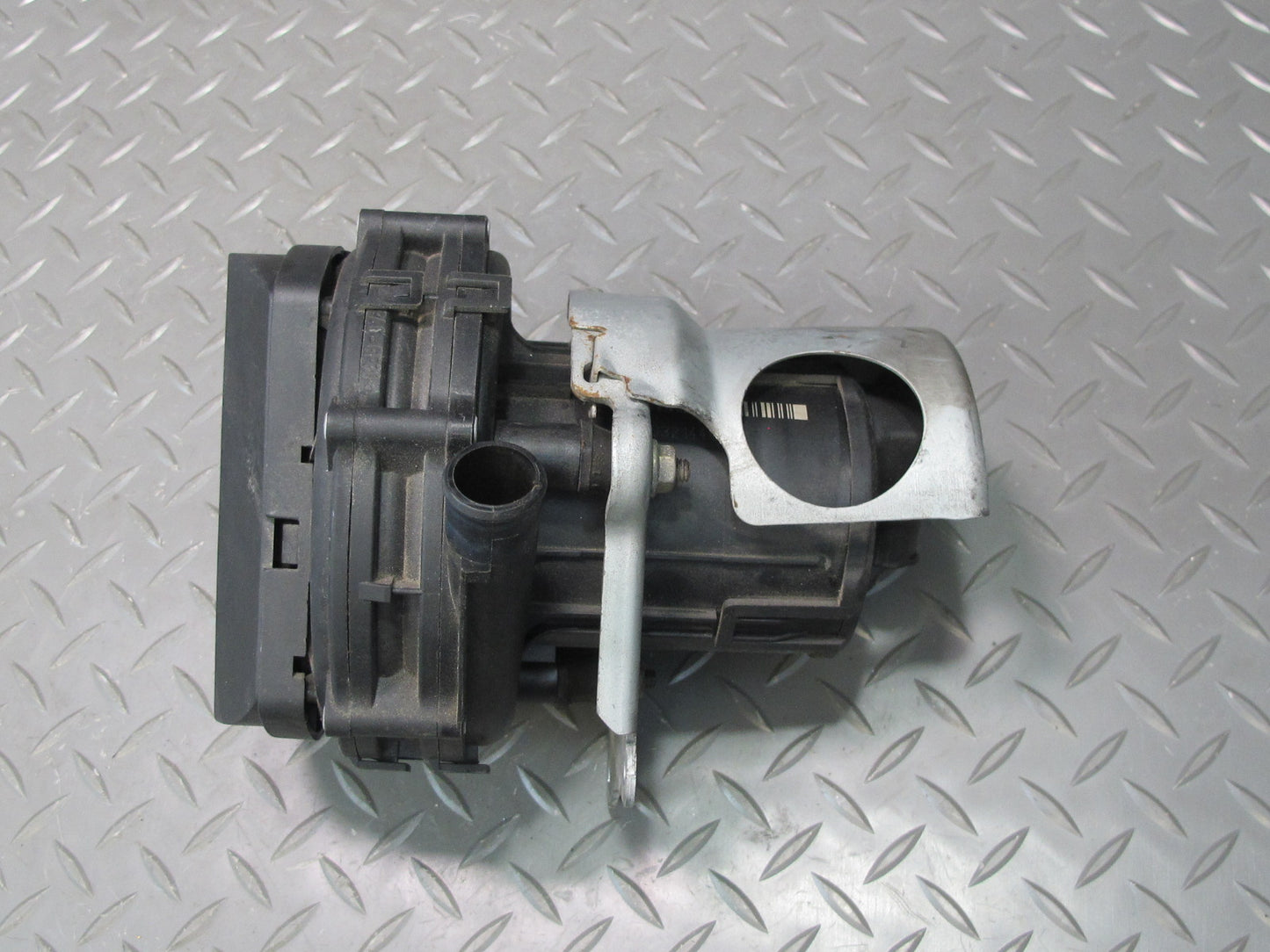 01-06 BMW E46 330ci Secondary Air Injection Smog Pump 1715293 OEM