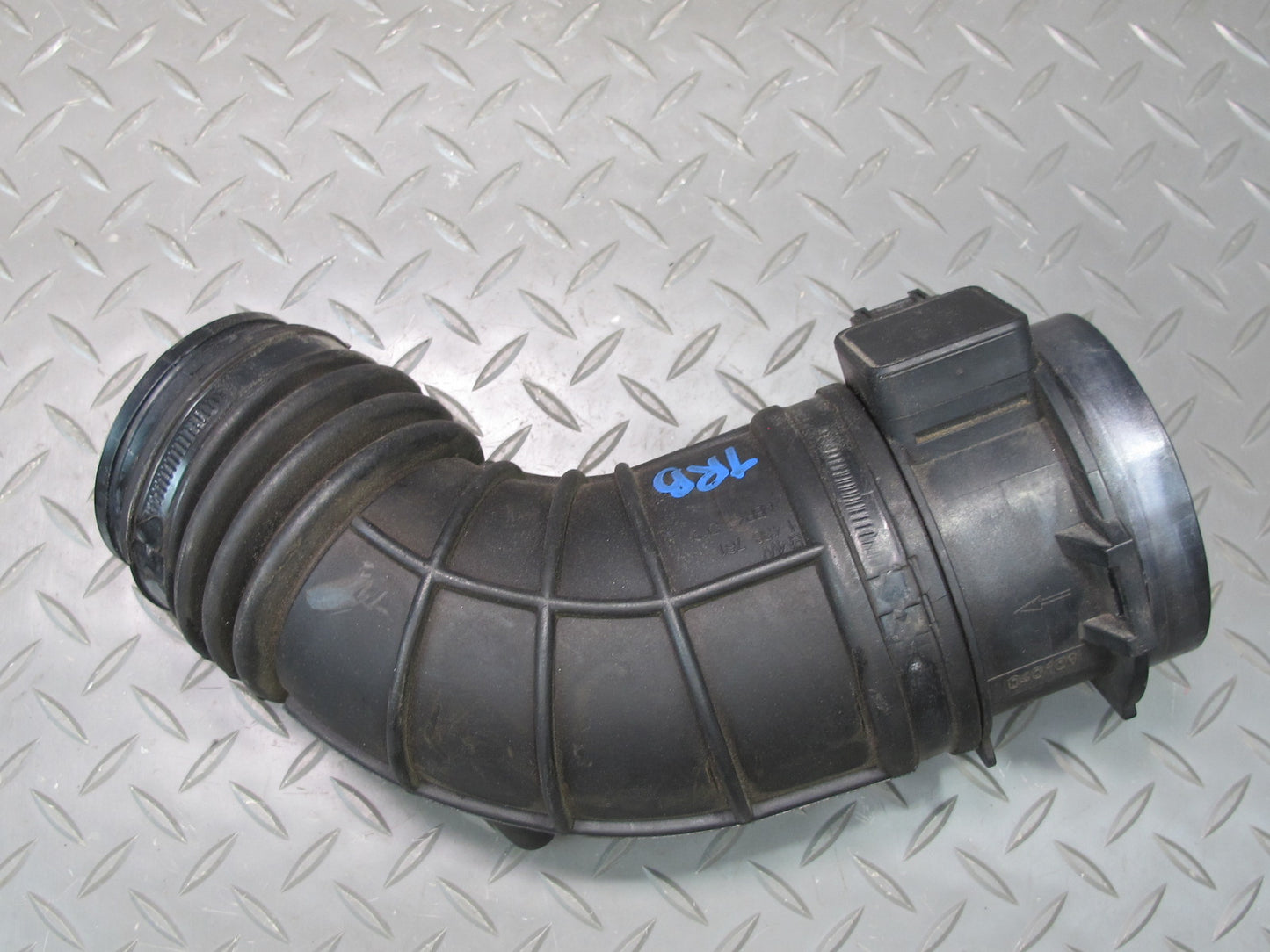 01-03 BMW E46 330ci M54 3.0L Air Intake Duct Hose Boot Tube w MAF Sensor OEM