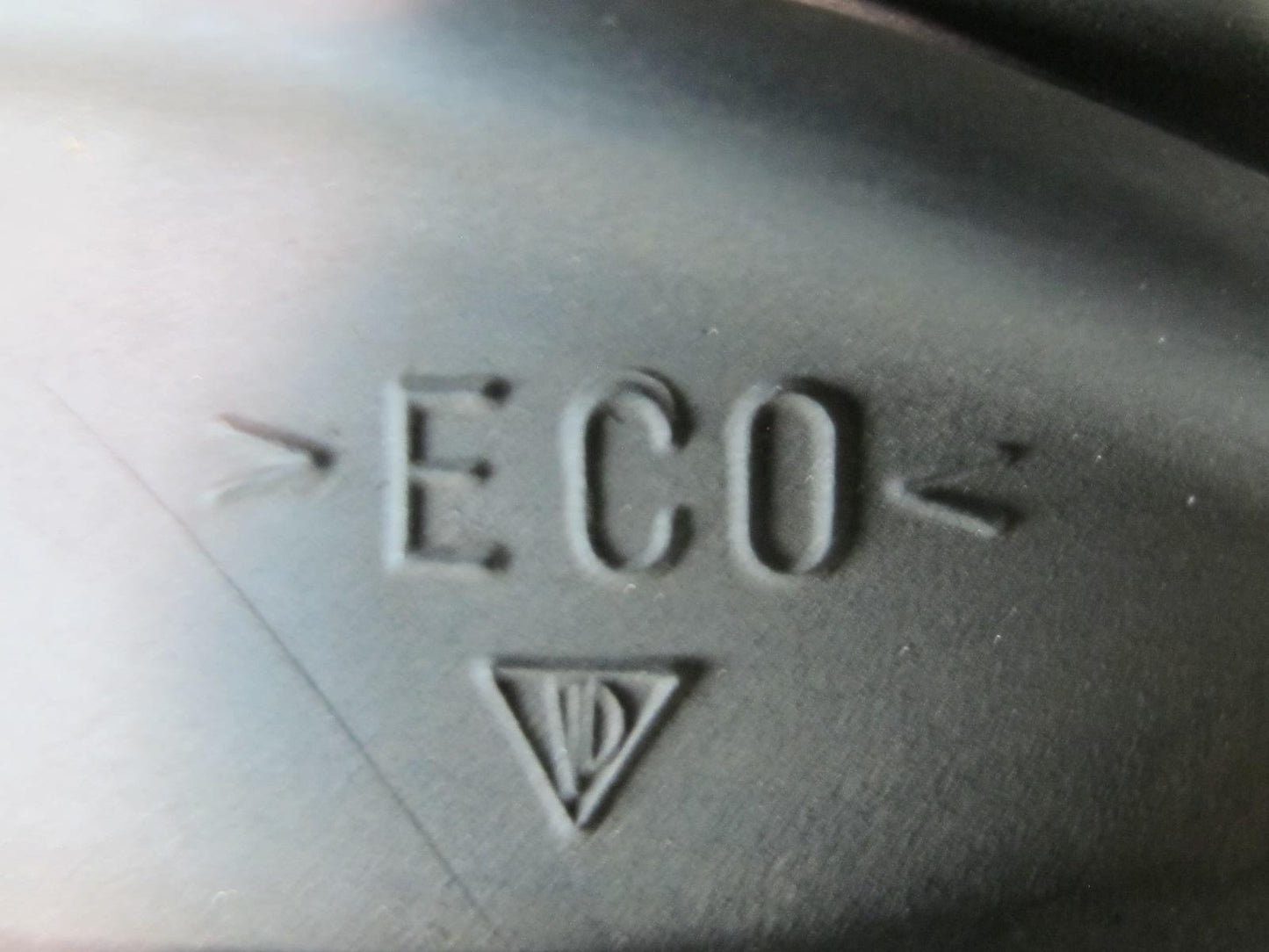 1999-2005 Porsche 911 996 3.6L Air Intake Cleaner Filter Box Duct Tube Pipe