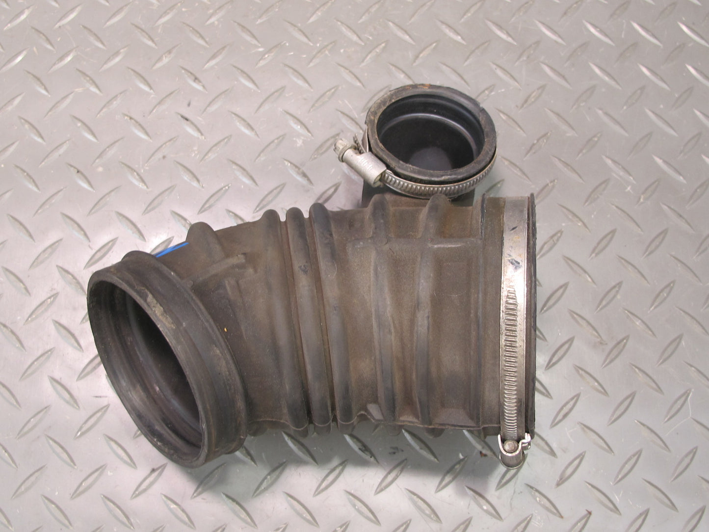 1999-2005 Porsche 911 996 3.6L Air Intake Cleaner Filter Box Duct Tube Pipe