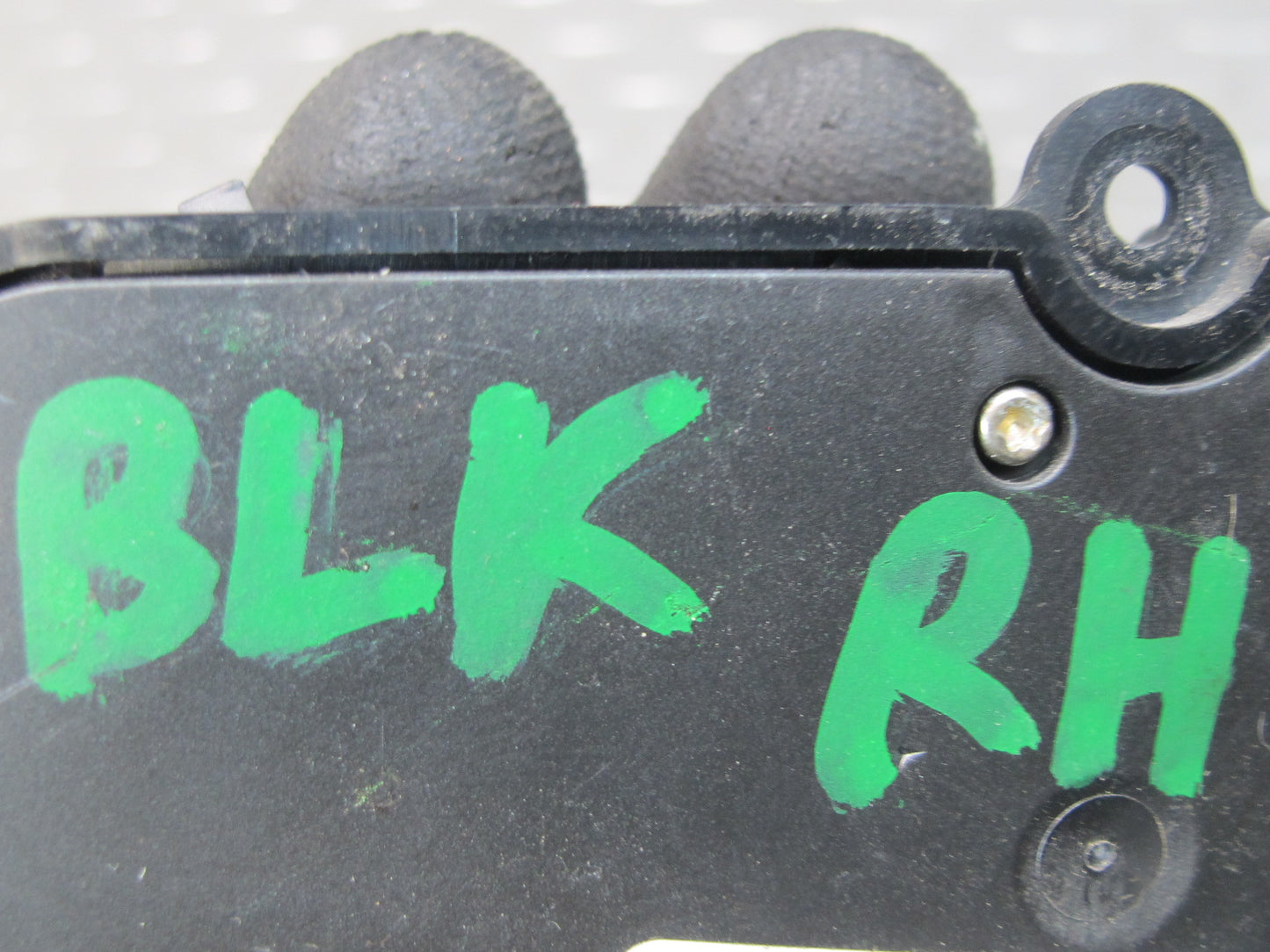 05-11 Mercedes R171 Slk-class Front Right Seat Adjustment Switch 1718205810 OEM