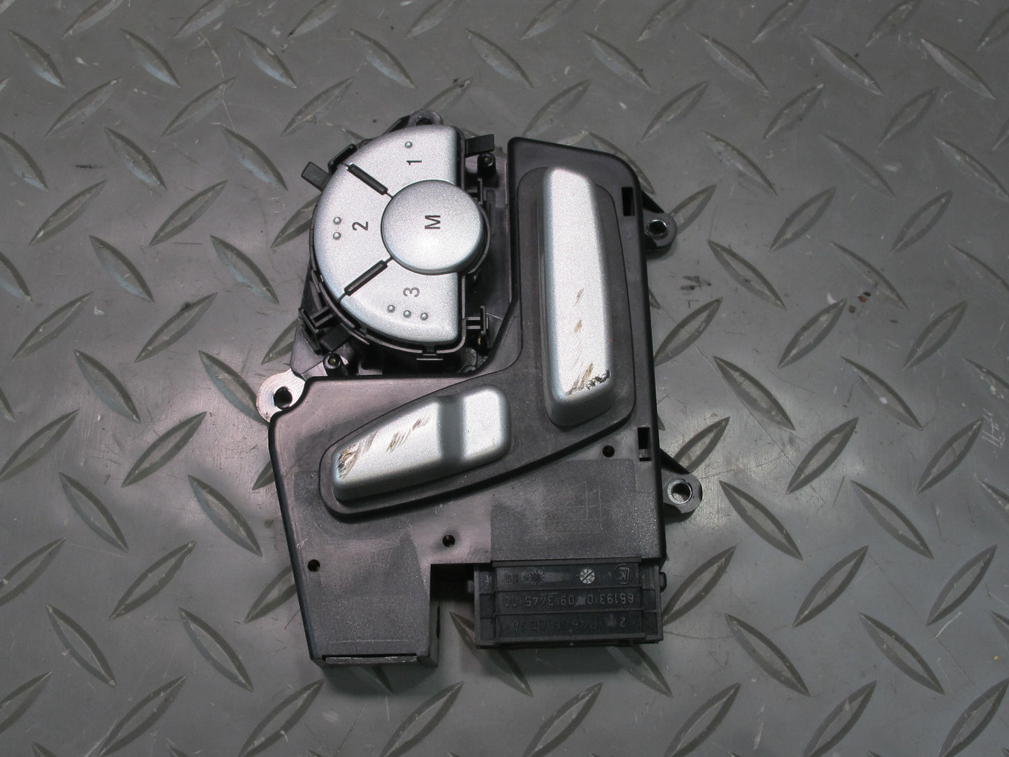 05-11 Mercedes R171 Slk-class Front Right Seat Adjustment Switch 1718205810 OEM